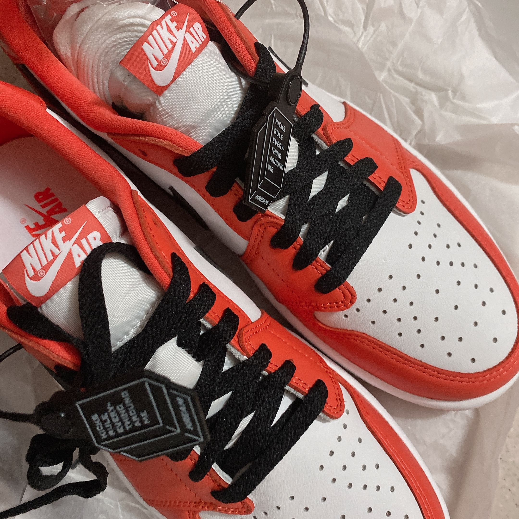 Jordan 1 Low OG Starfish 착용 스타일