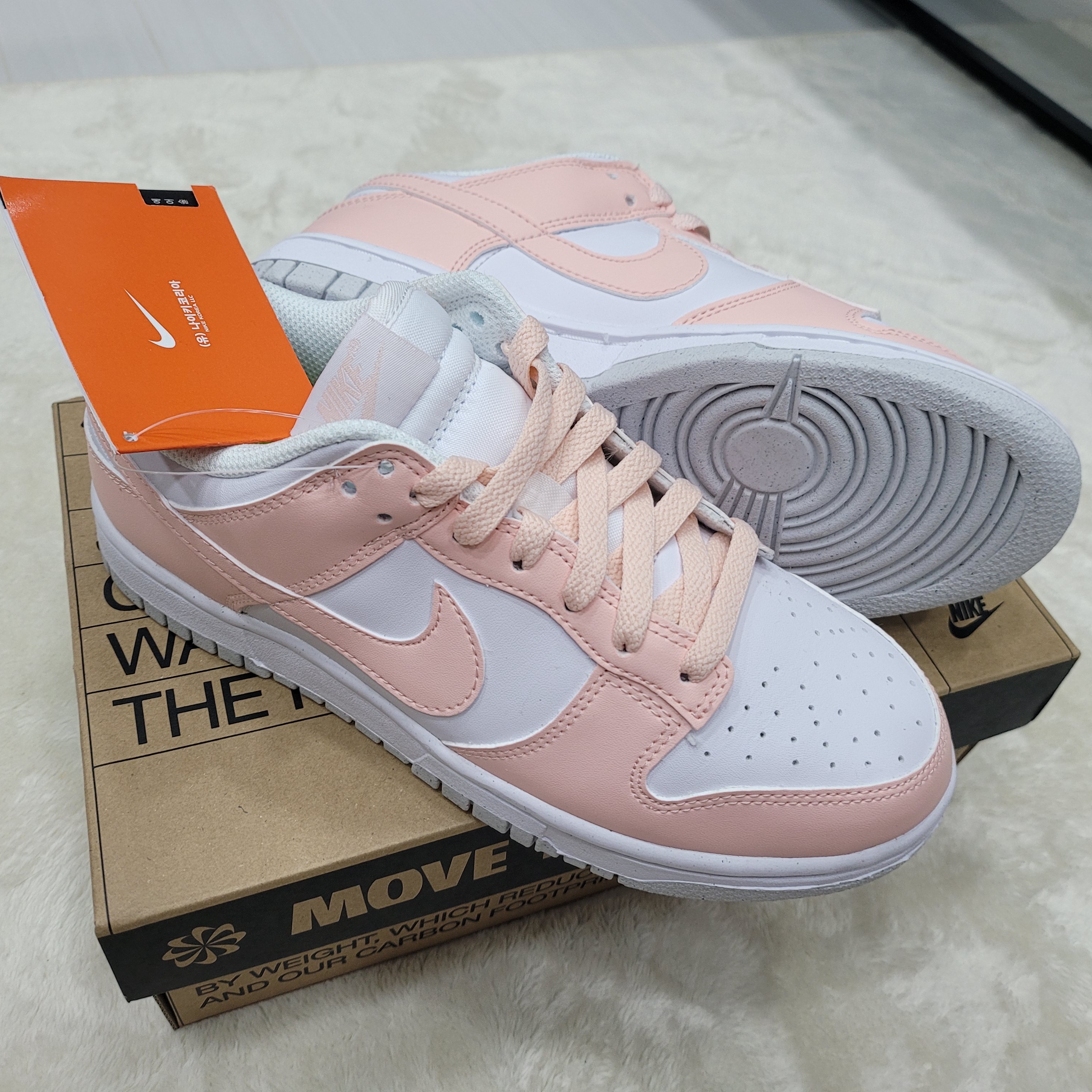 (W) Nike Dunk Low Next Nature Pale Coral 착용 스타일