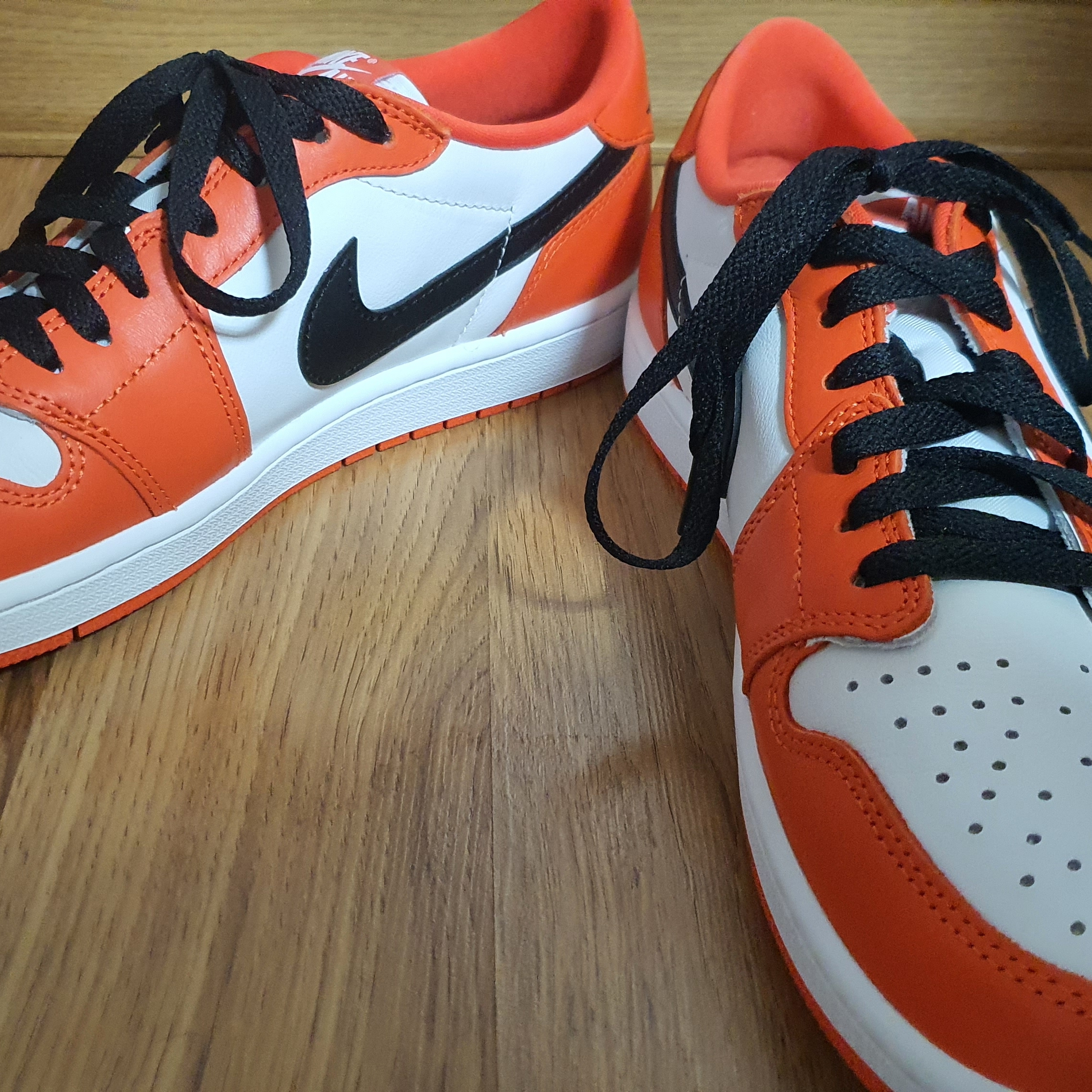 Jordan 1 Low OG Starfish 착용 스타일