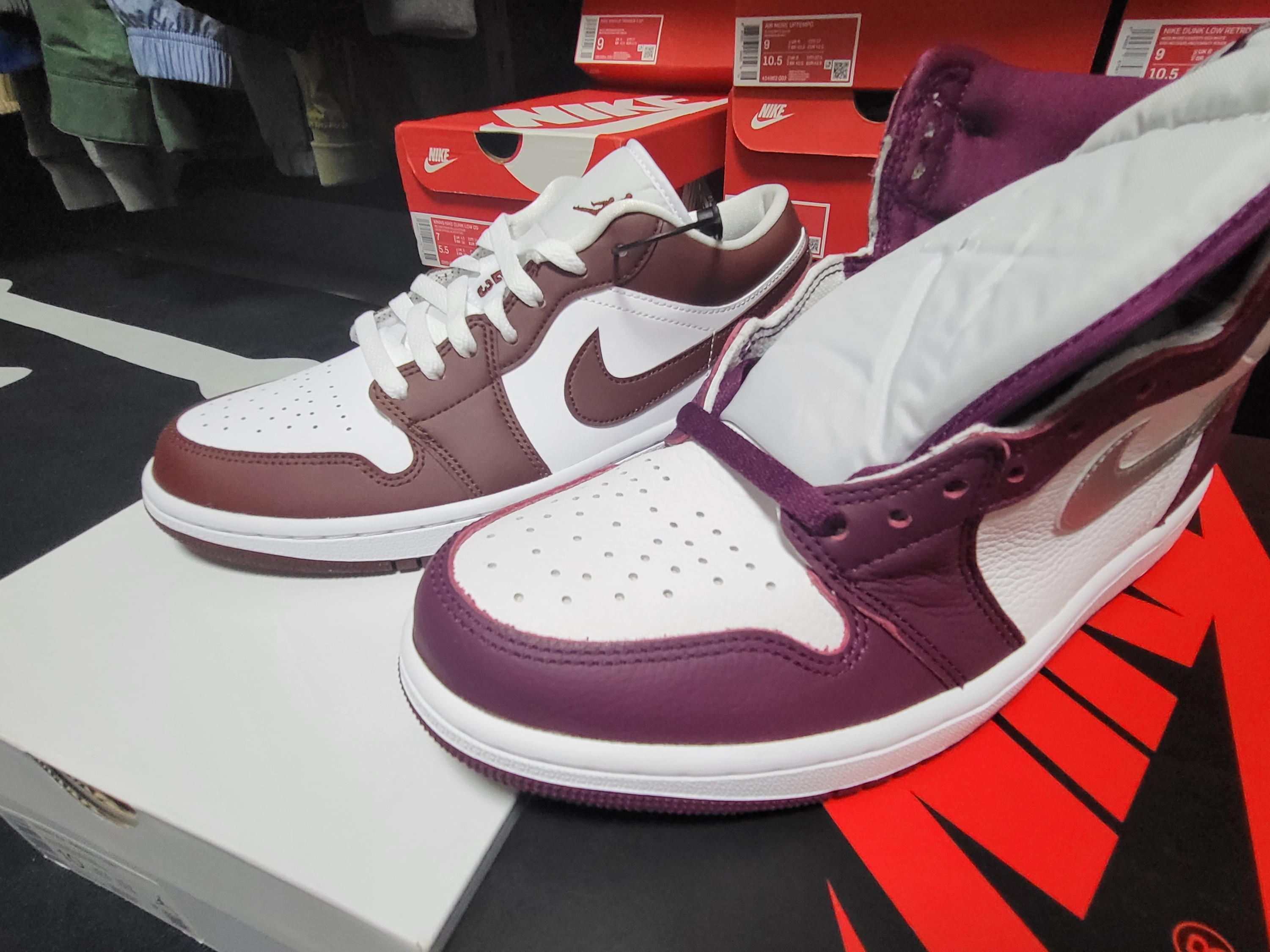 (W) Jordan 1 Low Bronze Eclipse, Jordan 1 Retro High OG Bordeaux 착용 스타일 - 2