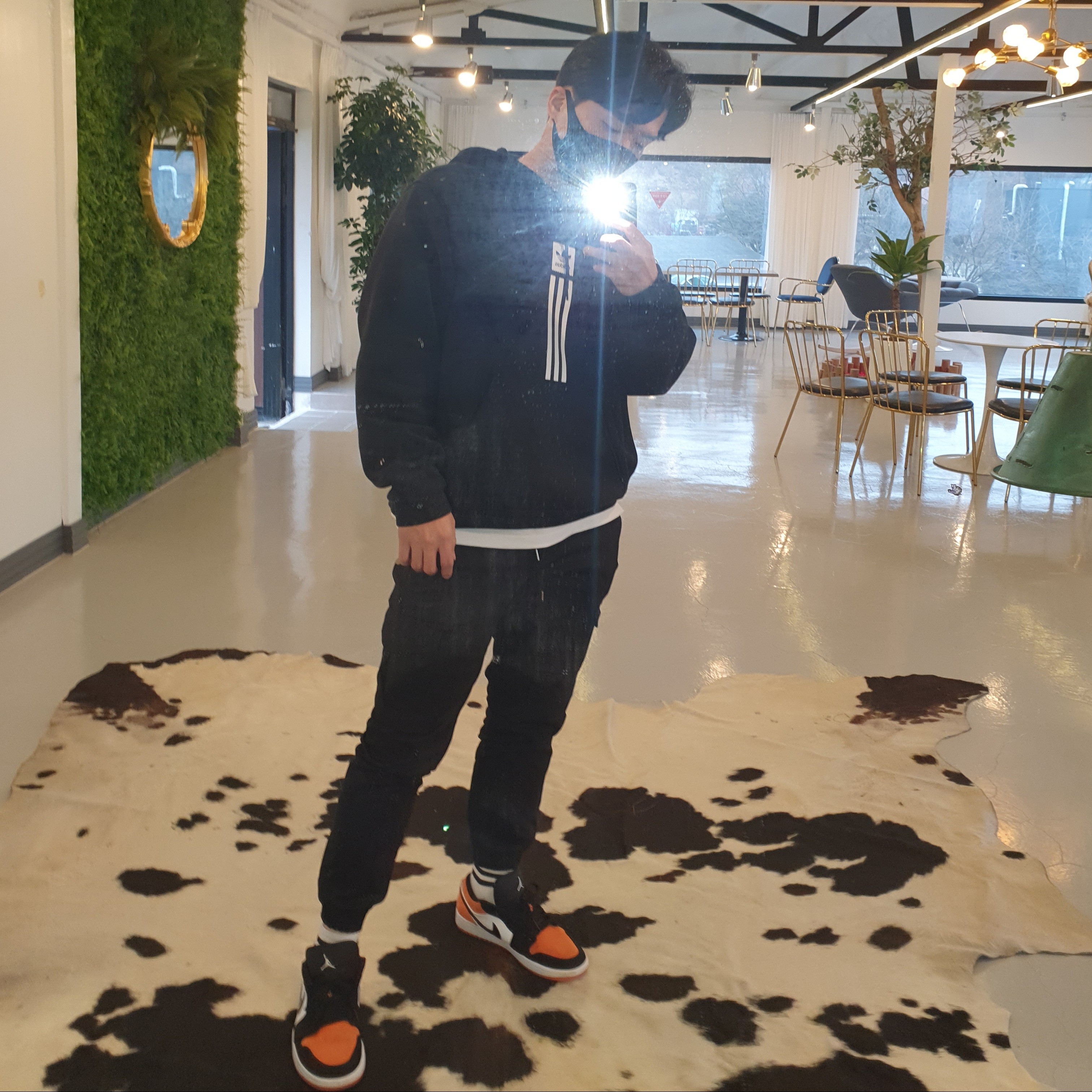 Jordan 1 Low Shattered Backboard 착용 스타일 - 3