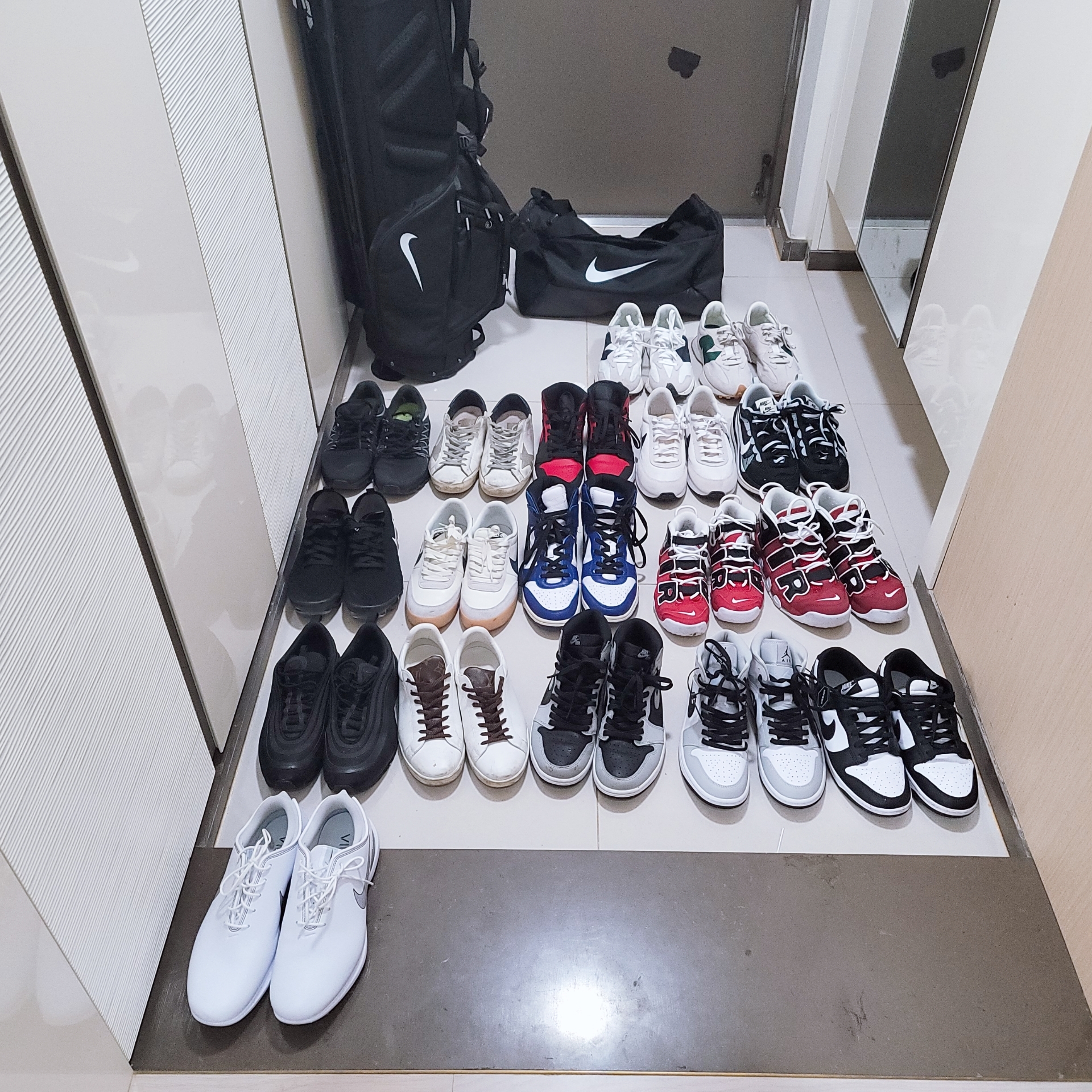 Nike x Sacai VaporWaffle Black White, Nike Air Max 97 Triple Black 착용 스타일 - 2
