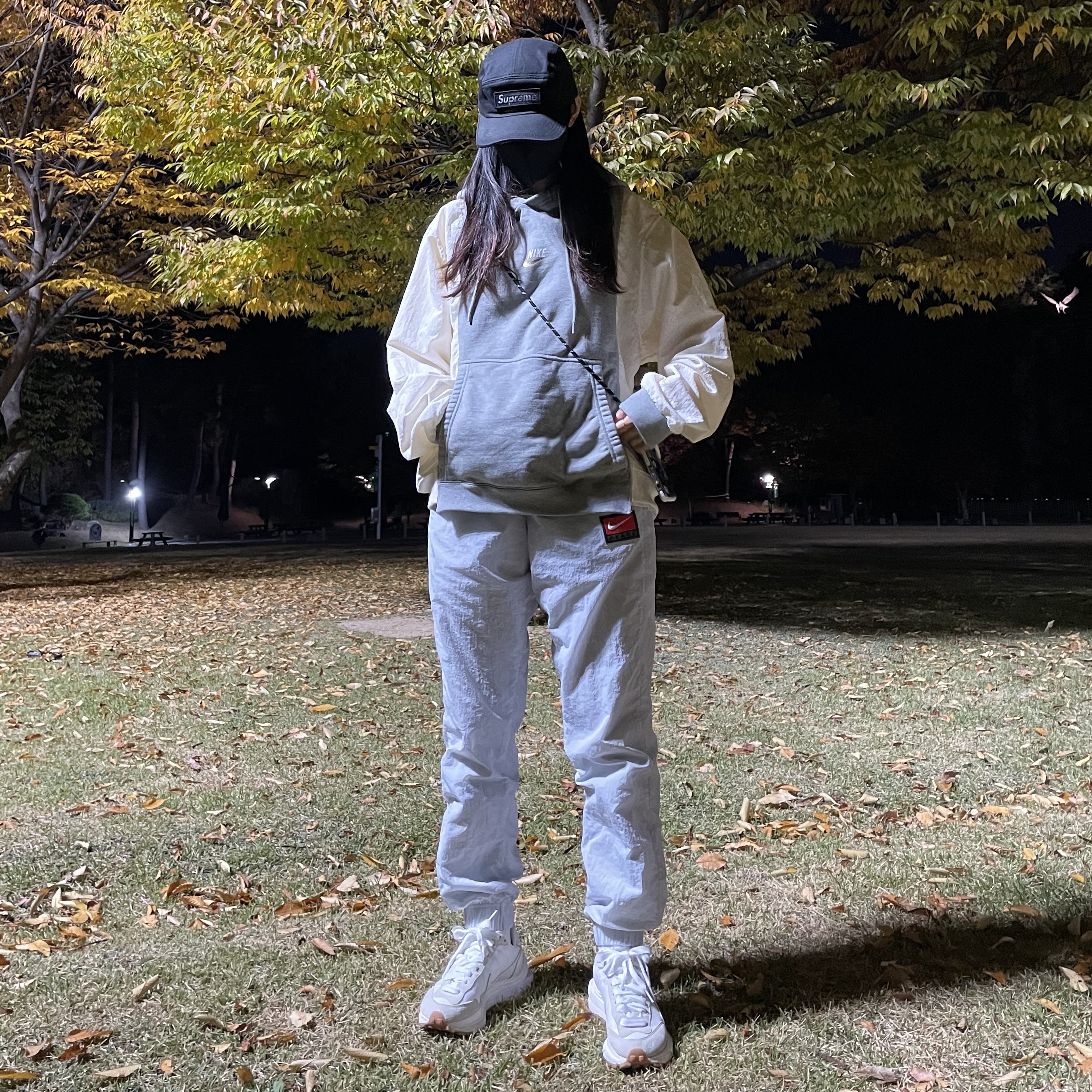 Nike x Sacai VaporWaffle Black White, Nike x Sacai VaporWaffle White and Gum 착용 스타일 - 3
