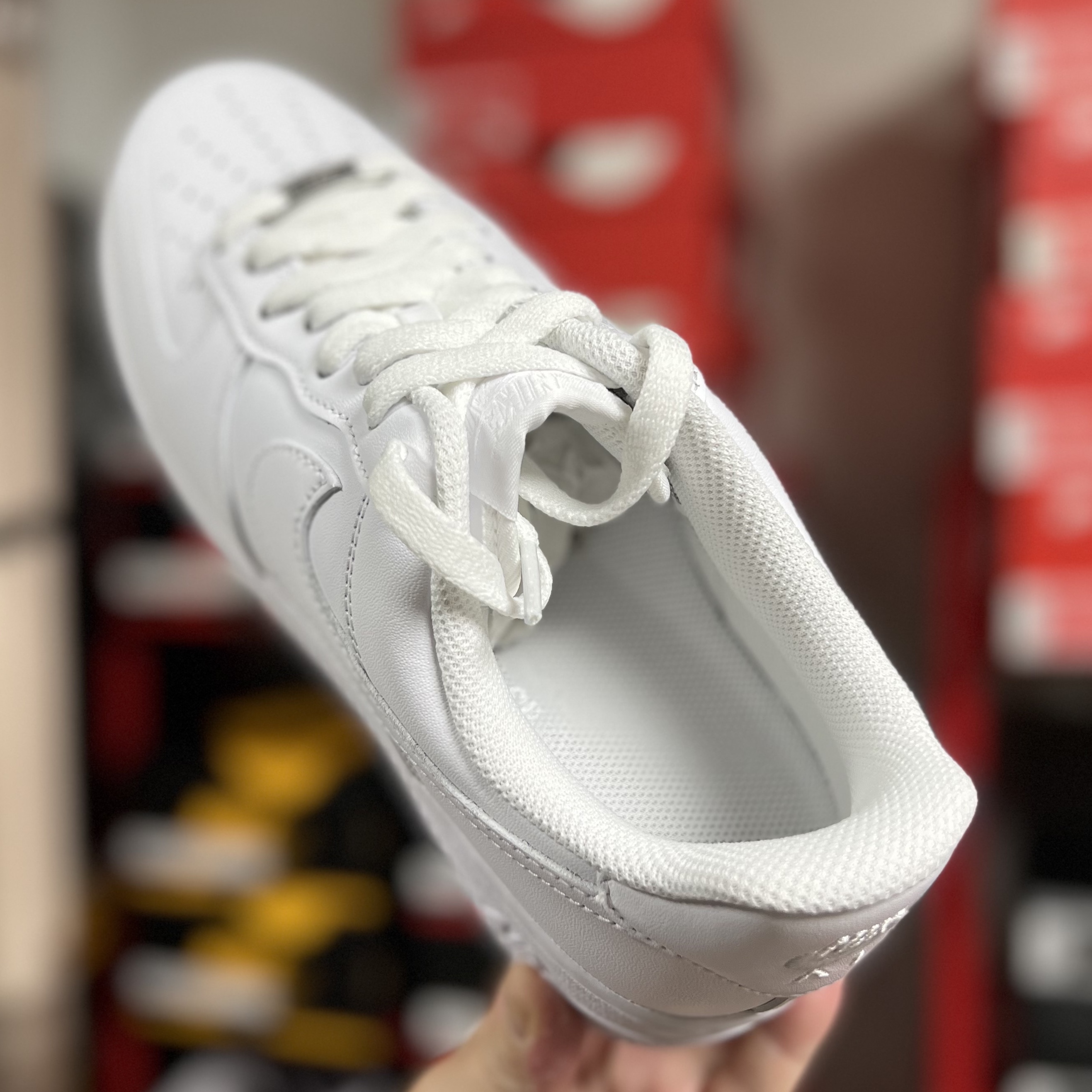 Nike Air Force 1 '07 Low White 착용 스타일 - 2