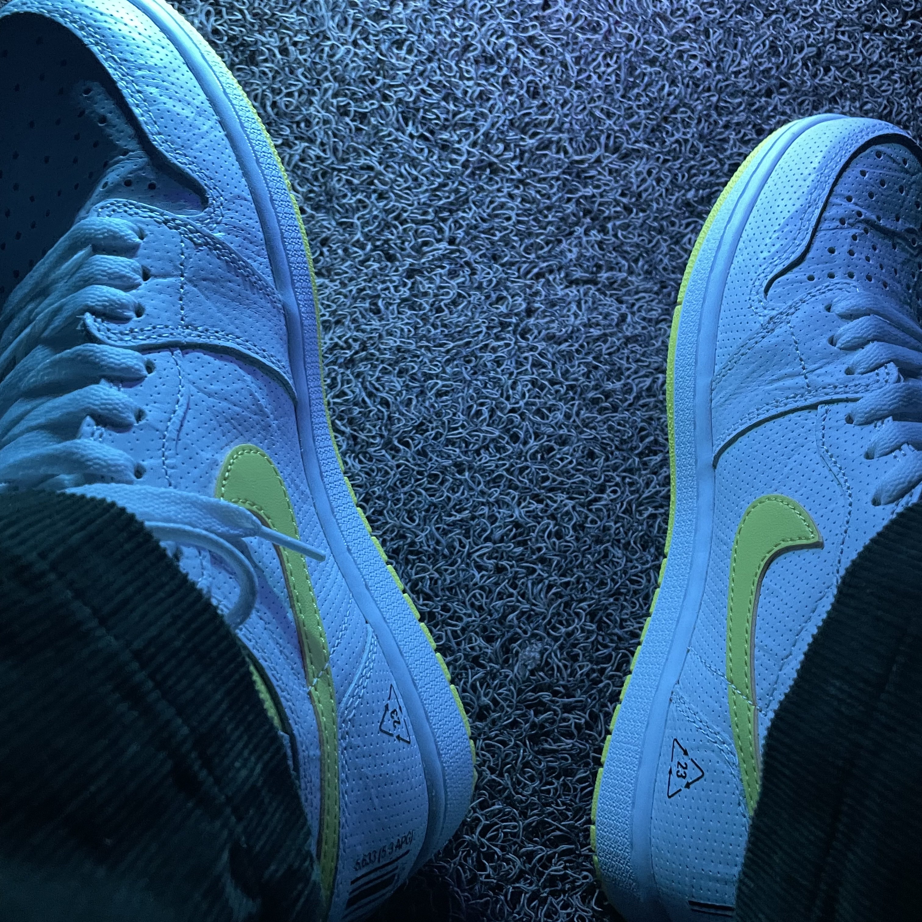 Jordan 1 Retro High OG First Class Flight 착용 스타일