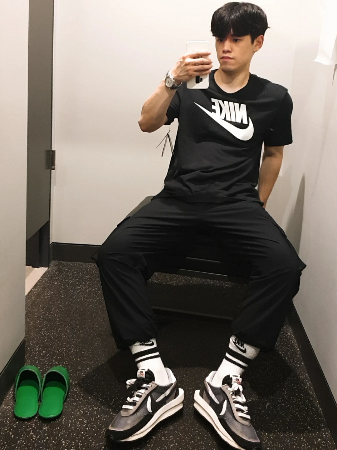 Nike x Sacai LDWaffle Black 착용 스타일