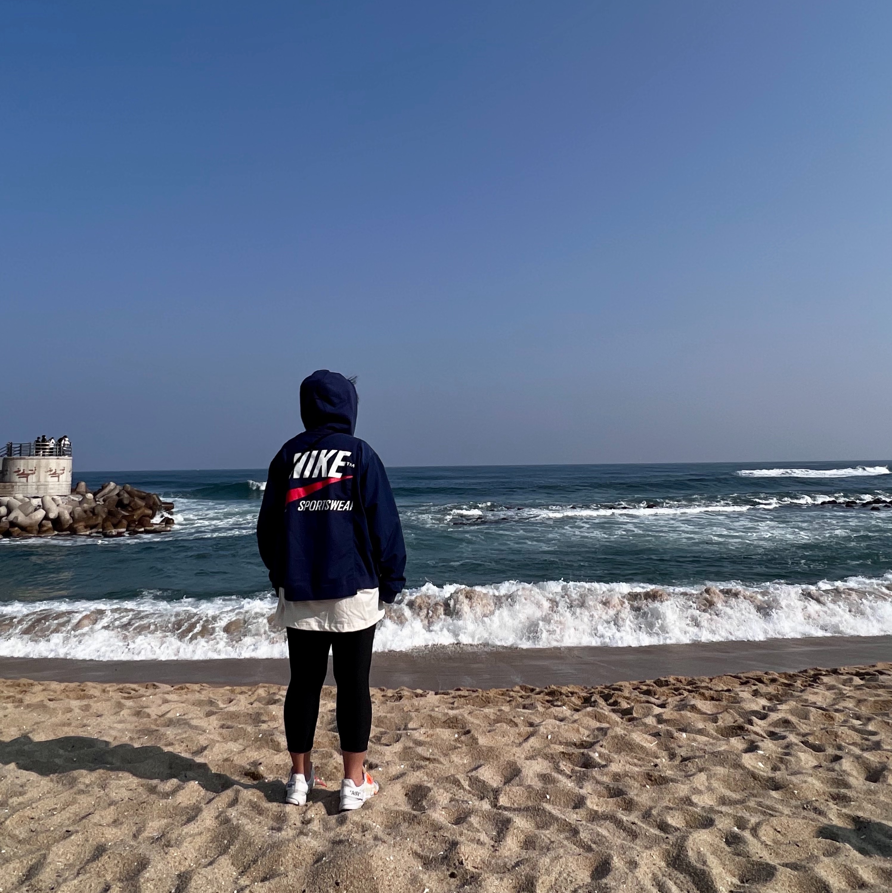 Nike x Off-White Air Presto White, Nike NSW Hoodie BRS Midnight Navy 착용 스타일
