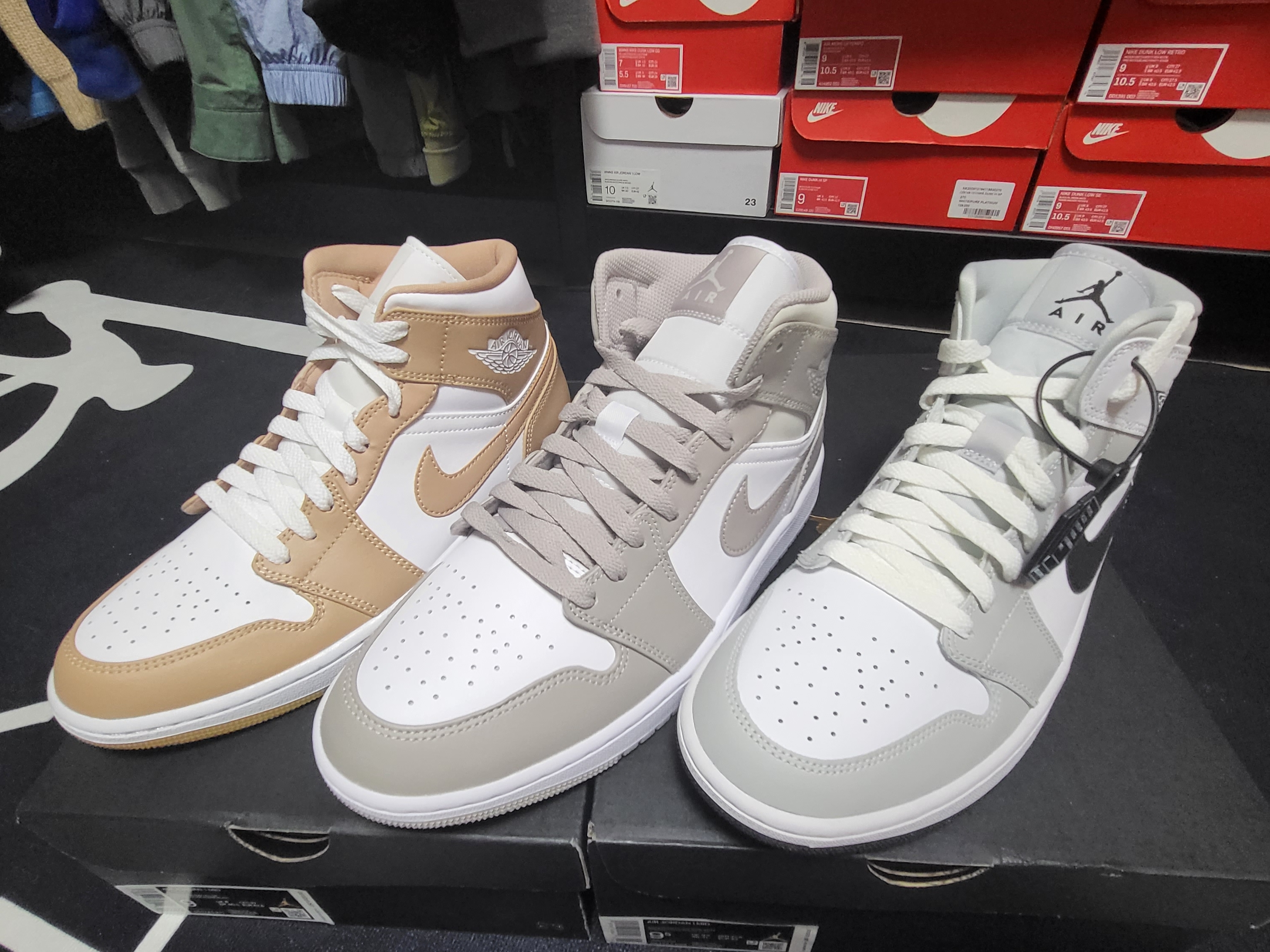 (W) Jordan 1 Mid Grey Fog, Jordan 1 Mid College Grey 착용 스타일 - 2