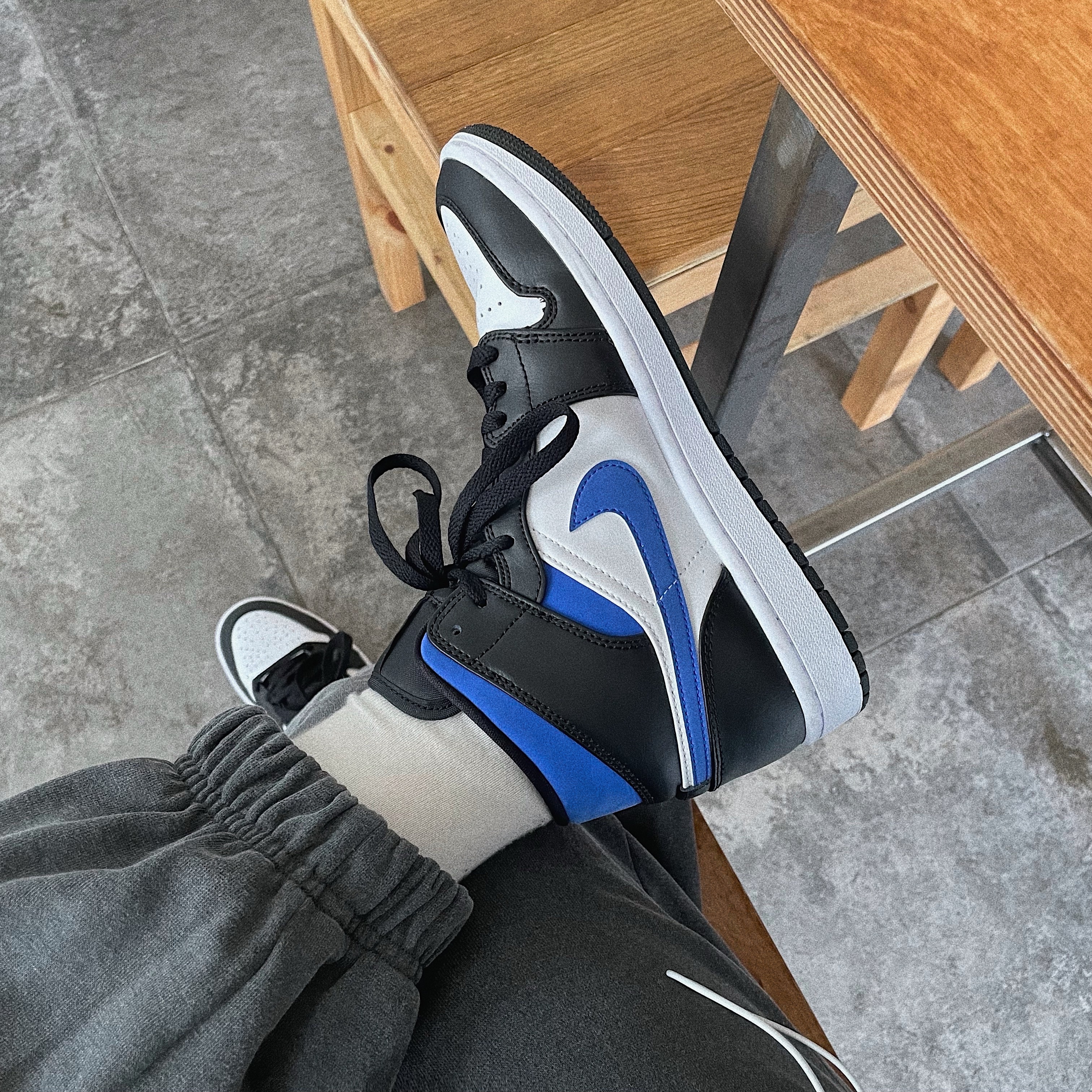 Jordan 1 Mid Racer Blue 착용 스타일 - 1