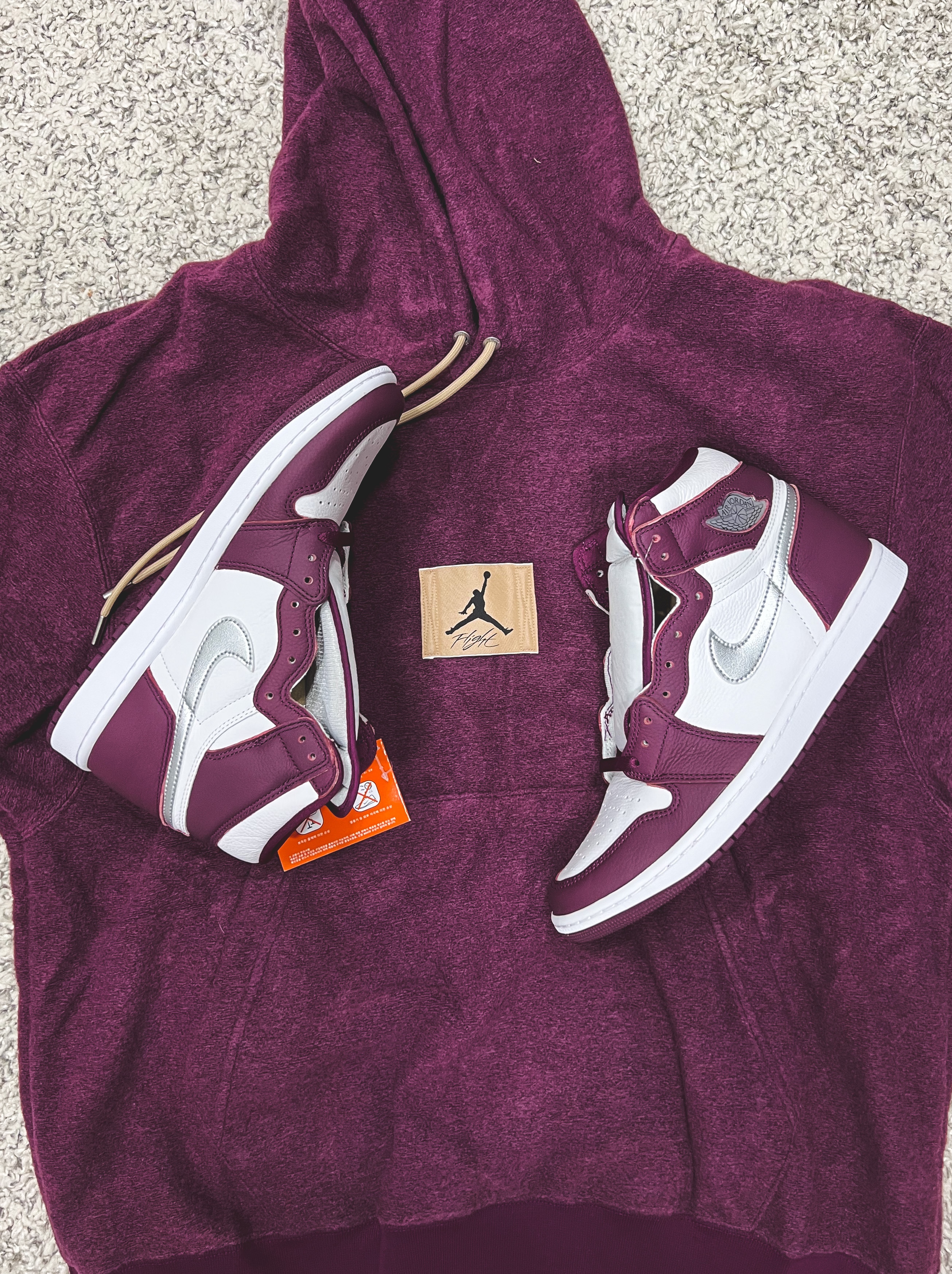 Jordan 1 Retro High OG Bordeaux 착용 스타일