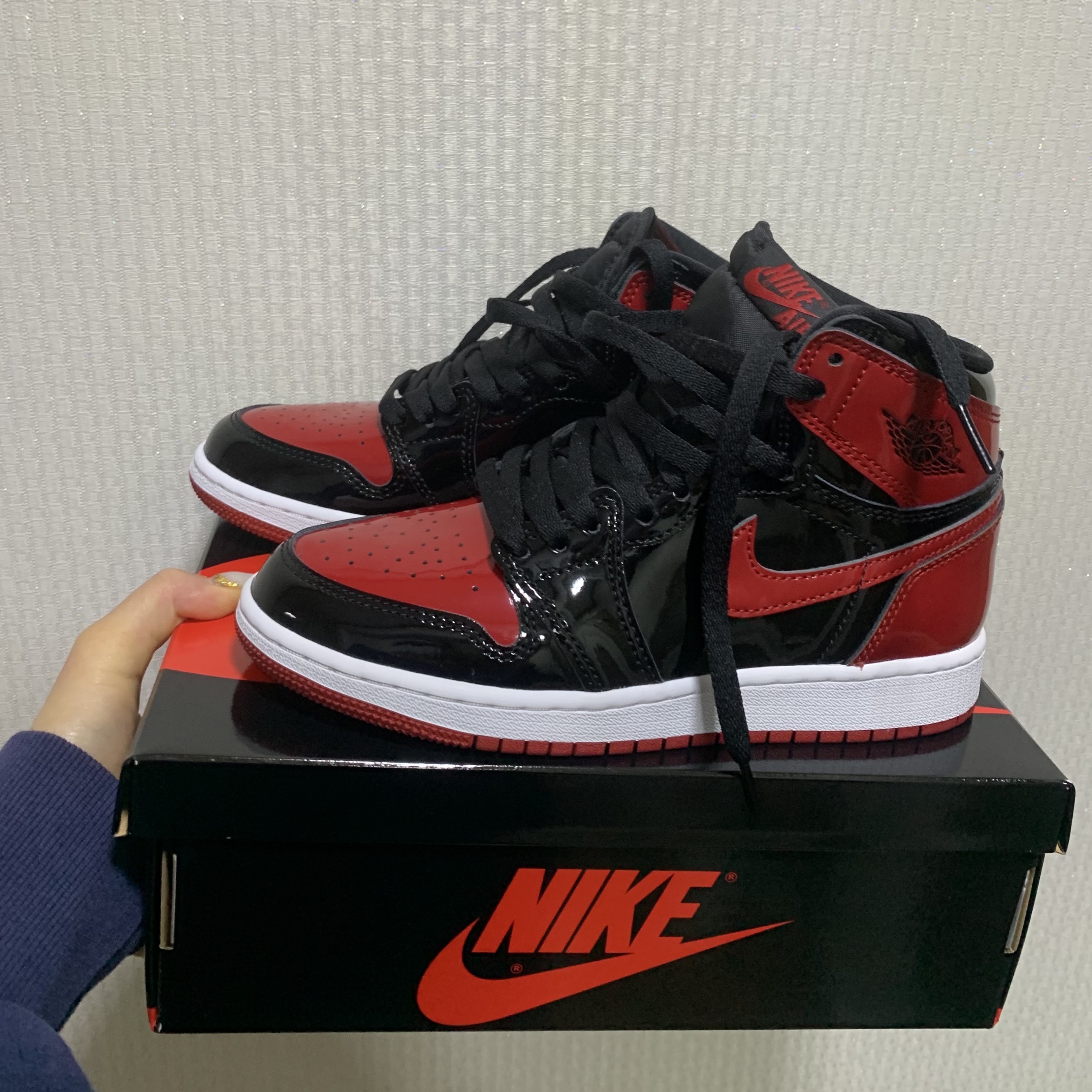 (GS) Jordan 1 Retro High OG Patent Bred 착용 스타일 - 1