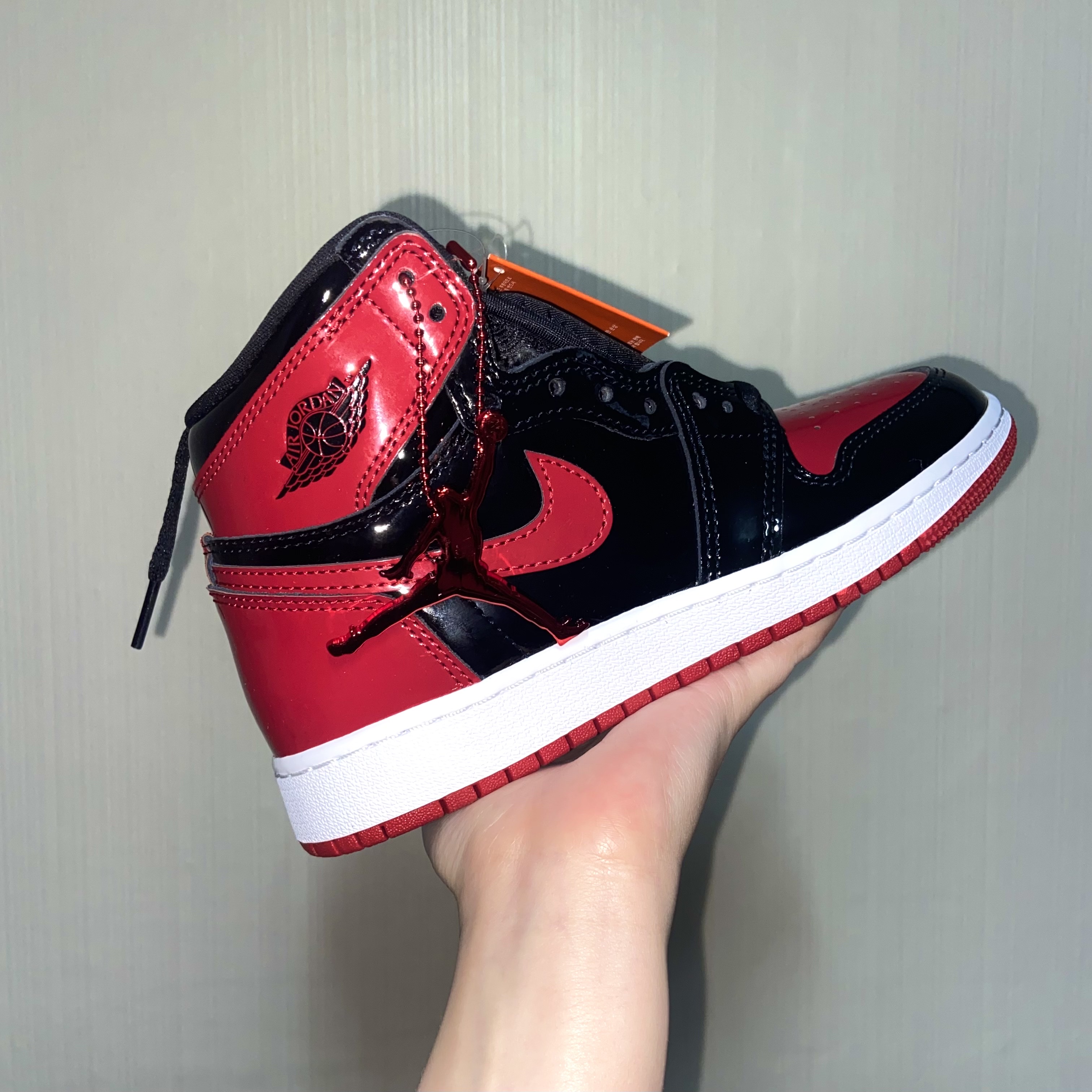 (GS) Jordan 1 Retro High OG Patent Bred 착용 스타일 - 3