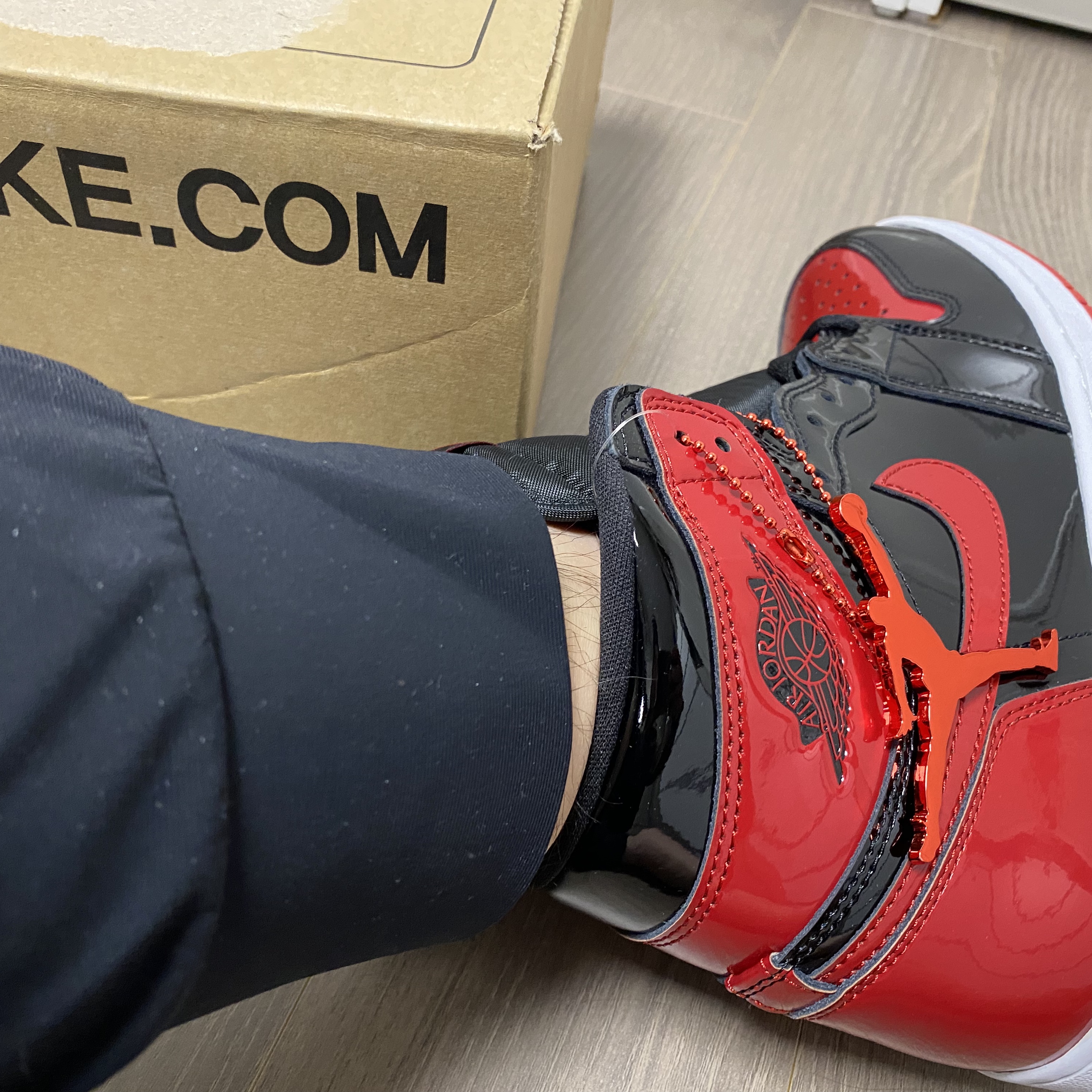 Jordan 1 Retro High OG Patent Bred 착용 스타일 - 1