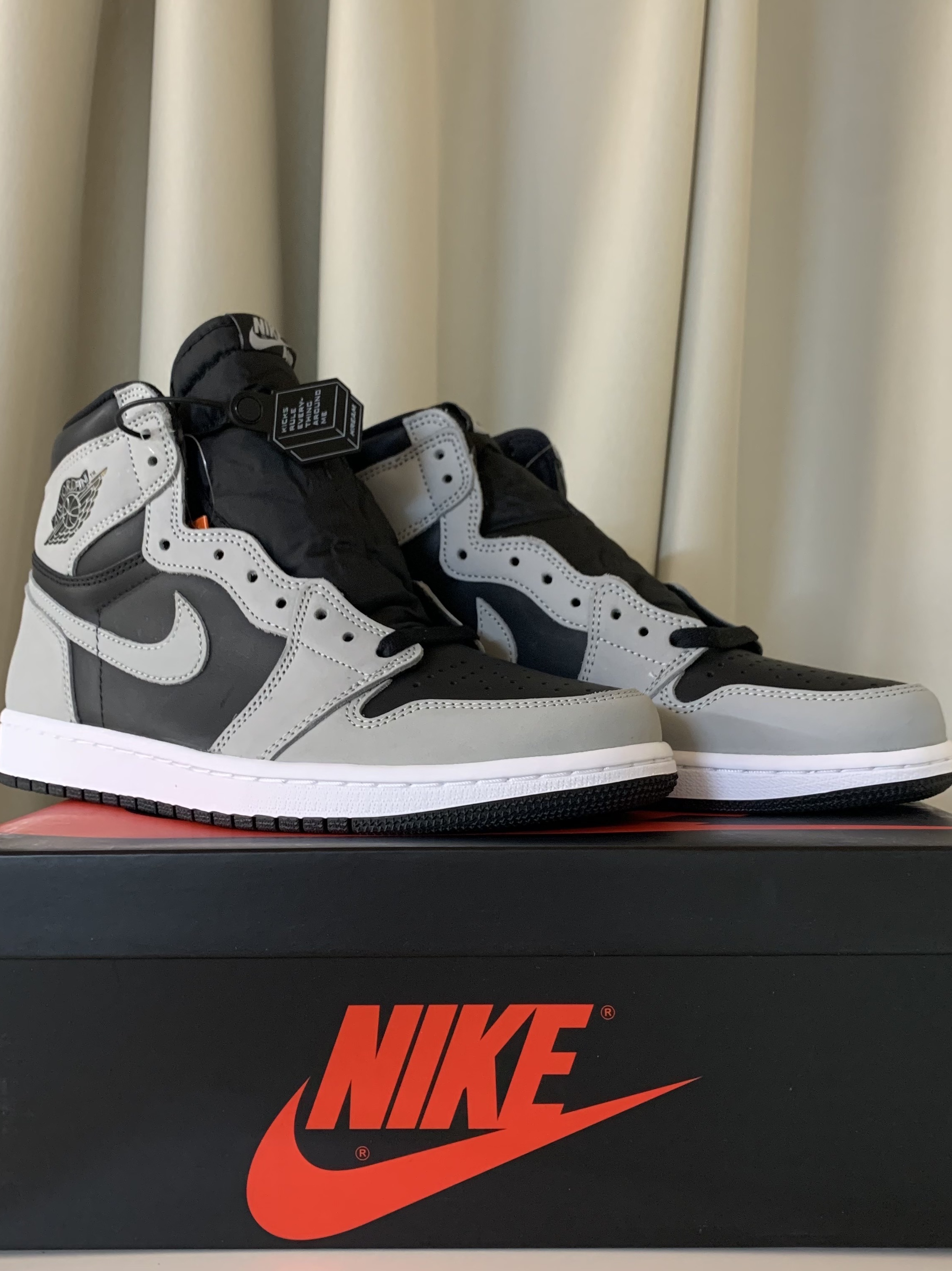 Jordan 1 Retro High OG Shadow 2.0 착용 스타일 - 2