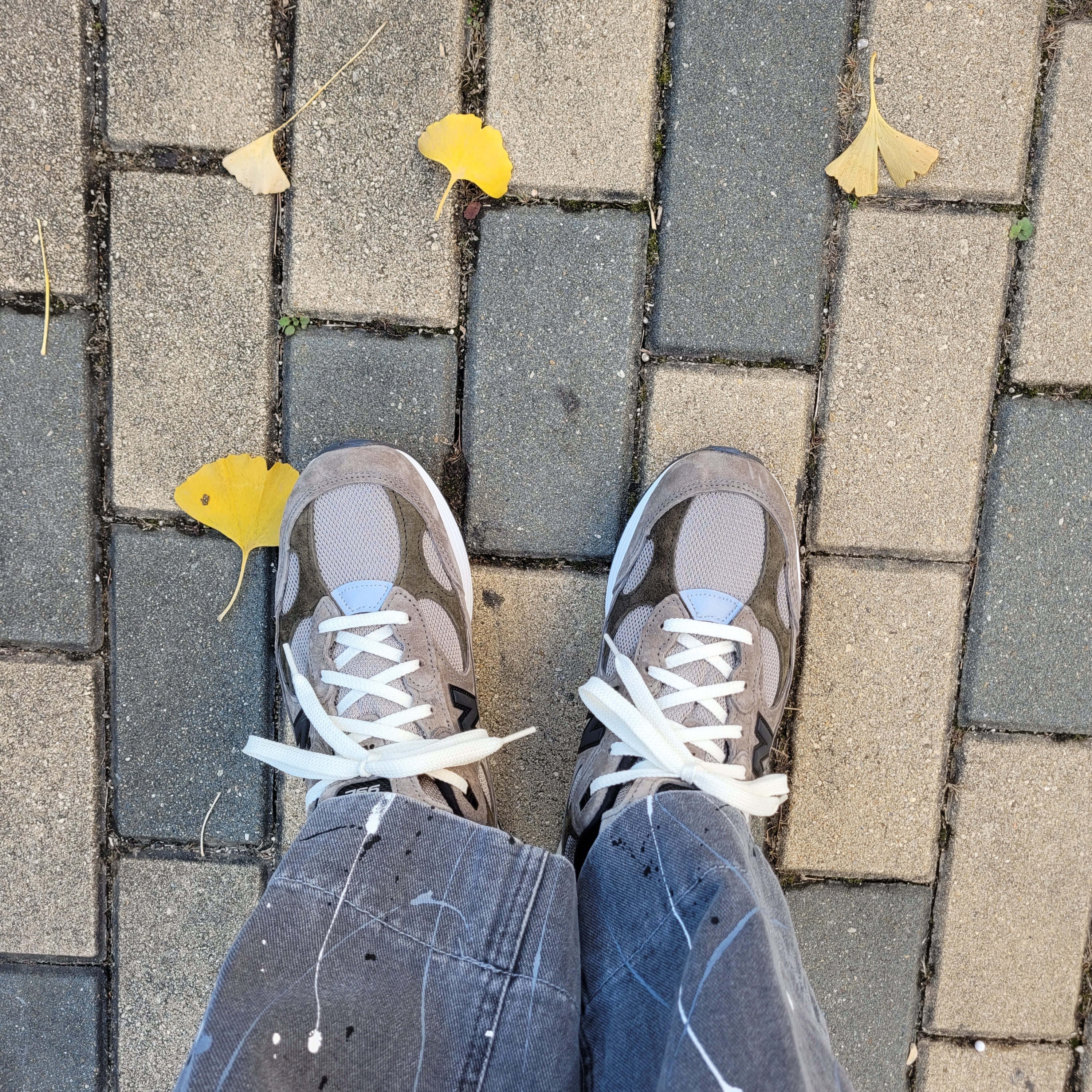 New Balance x JJJJound 992 Made in USA Grey 착용 스타일