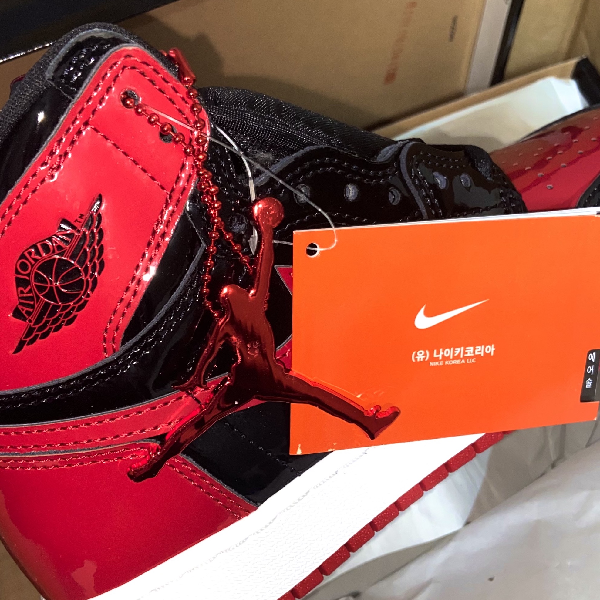 (GS) Jordan 1 Retro High OG Patent Bred 착용 스타일 - 4