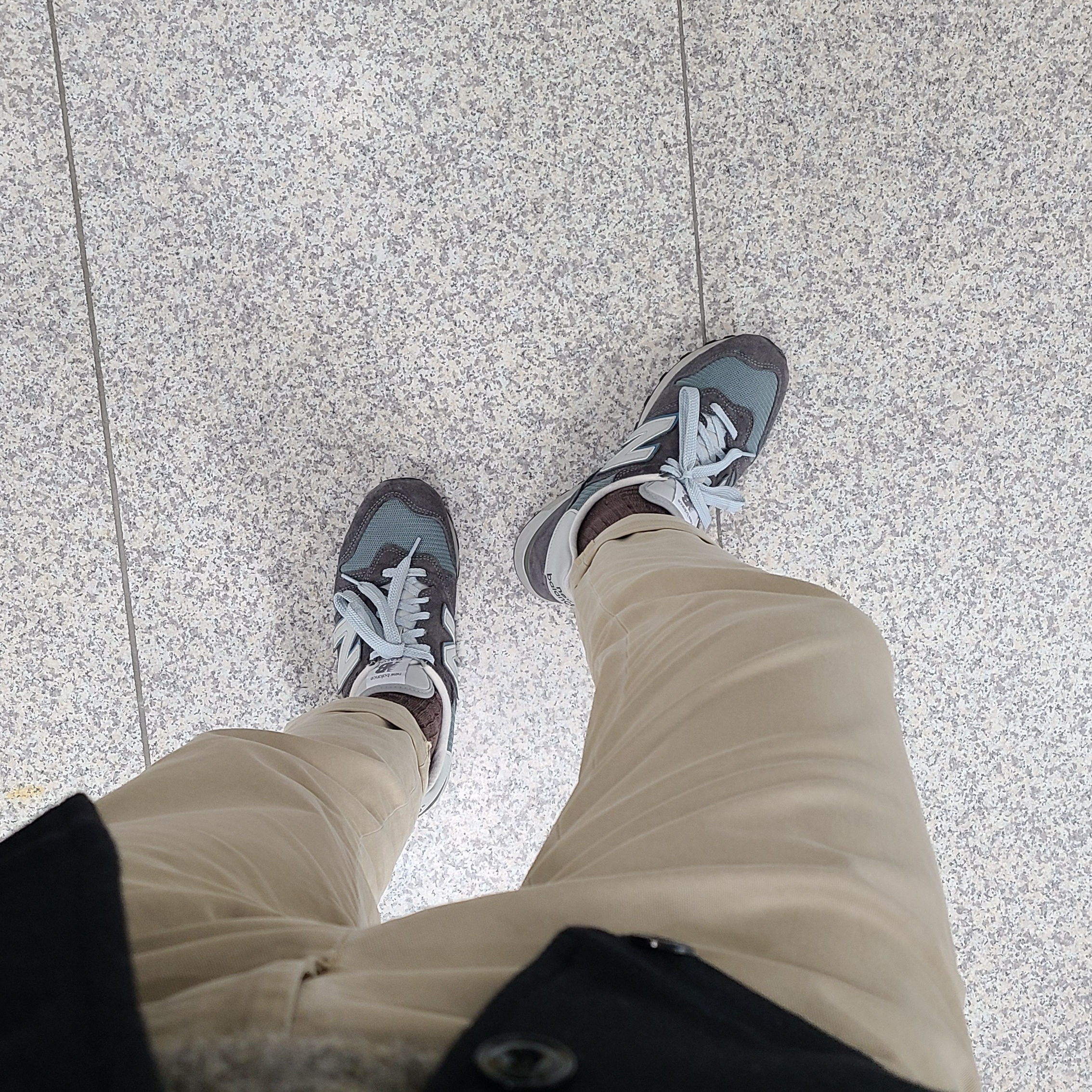 New Balance 1300 Made in USA Steel Blue - D Standard 착용 스타일 - 2