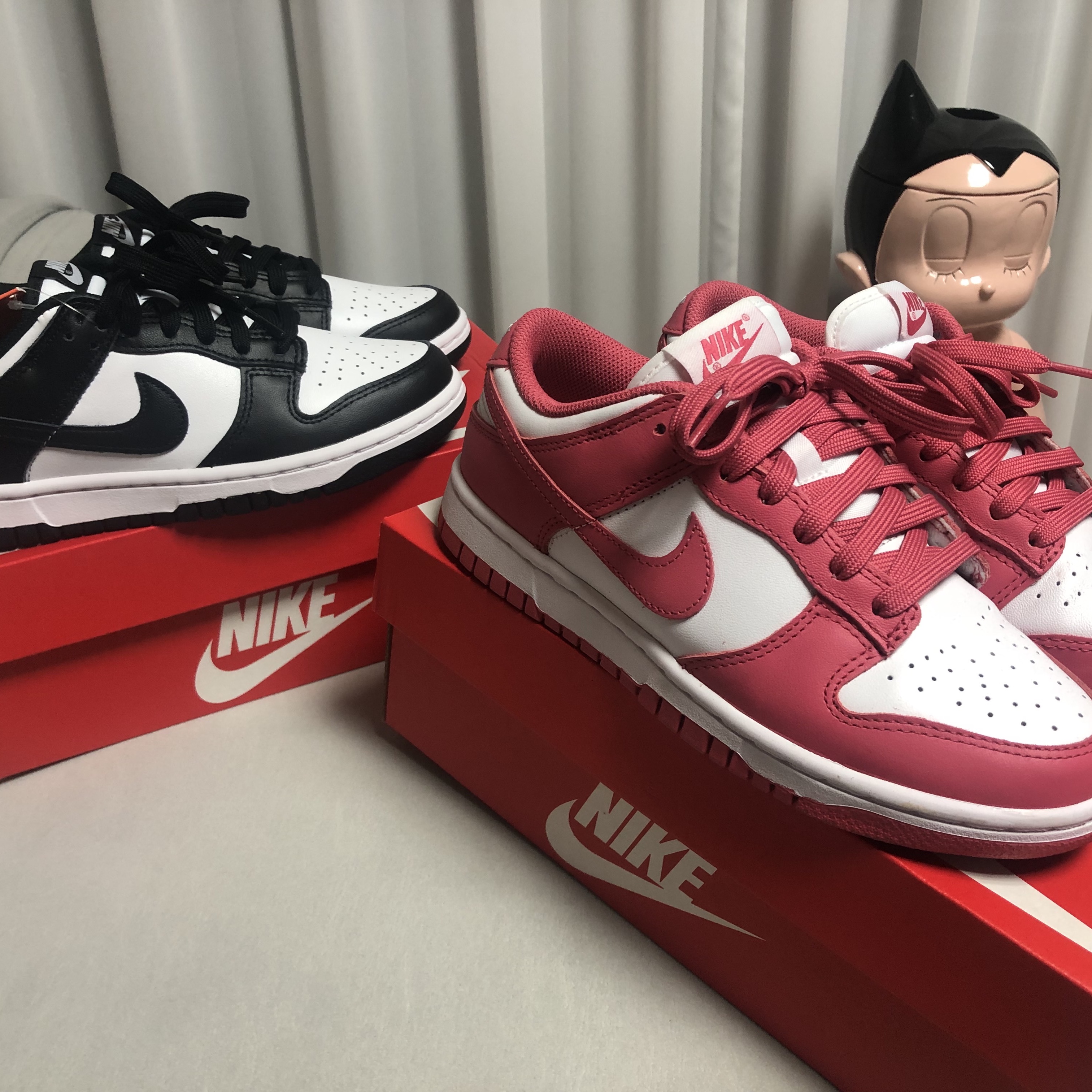 (W) Nike Dunk Low Black, (W) Nike Dunk Low Archeo Pink 착용 스타일