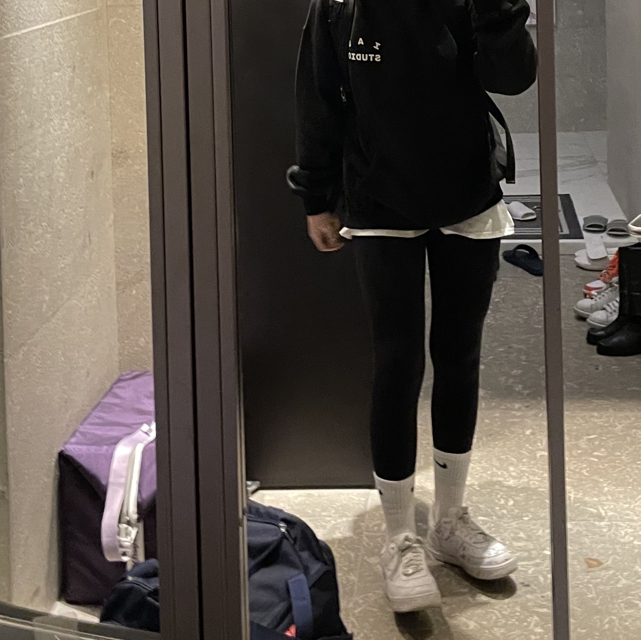 IAB Studio Hoodie Black White, Nike Air Force 1 '07 Low White 착용 스타일 - 2