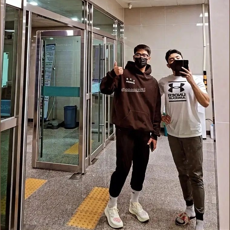 KREAM 프로필 이미지