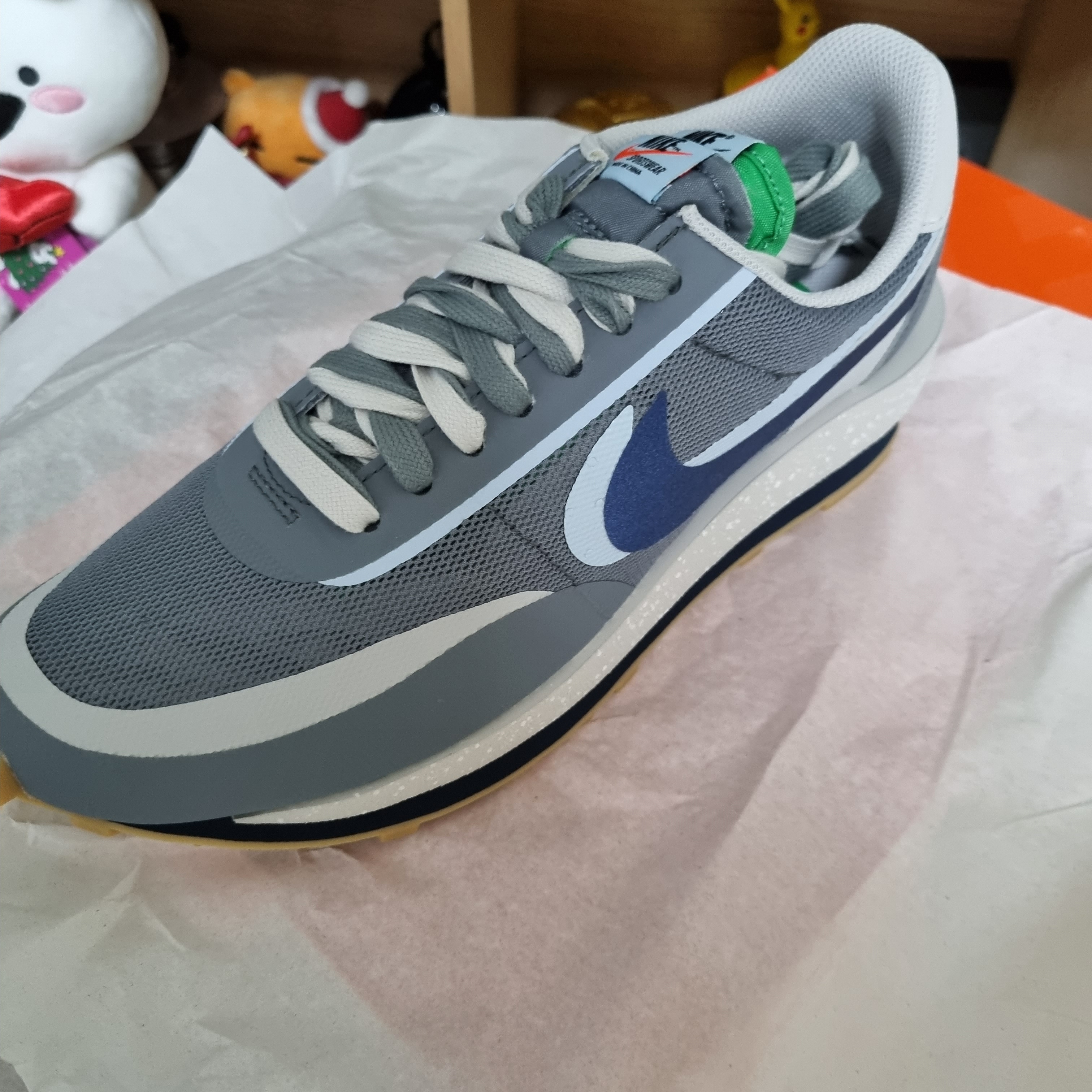 Nike Dunk Low Retro Black, Nike x Sacai x Clot LDWaffle Cool Grey 착용 스타일 - 2