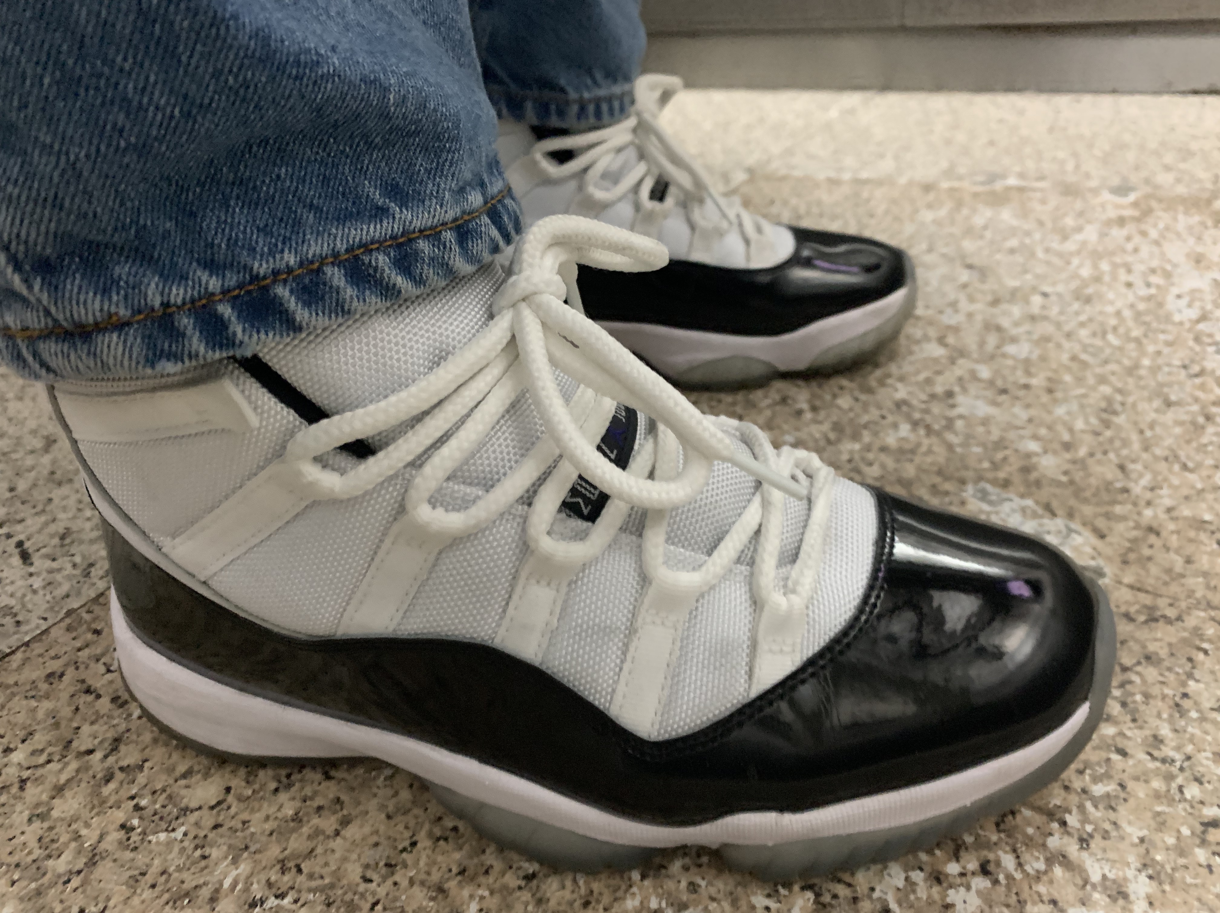 Jordan 11 Retro Concord 2018 착용 스타일