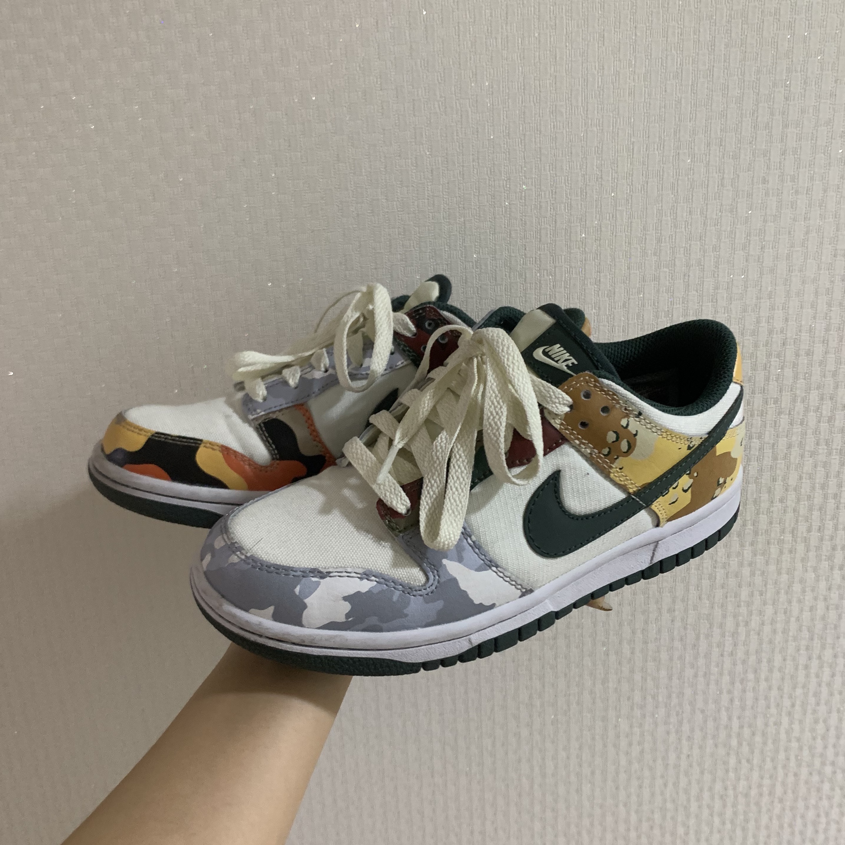 Nike Dunk Low SE Sail Multi Camo 착용 스타일 - 2