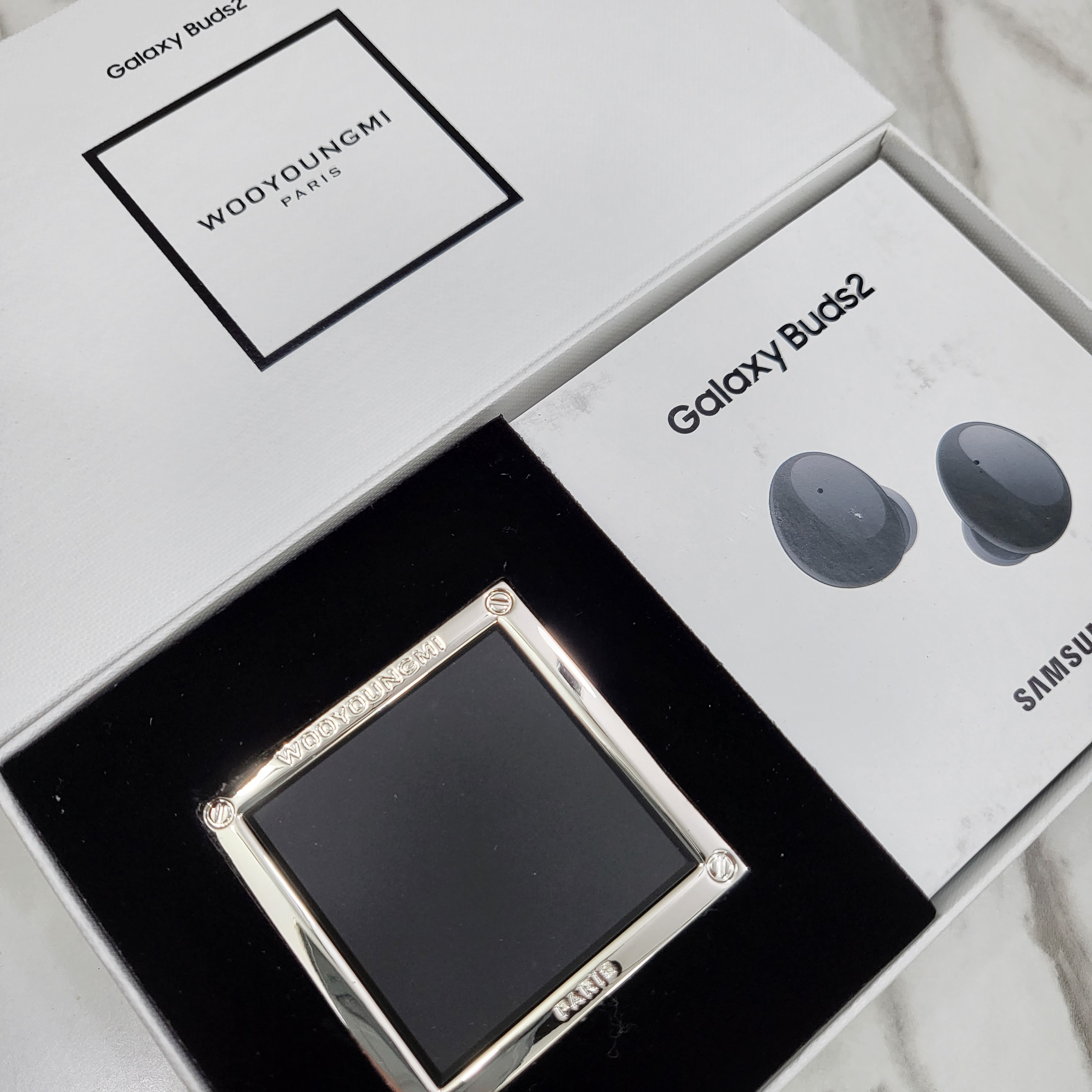 Samsung Galaxy Buds2 Wooyoungmi Edition (Korean Ver.) 착용 스타일 - 2