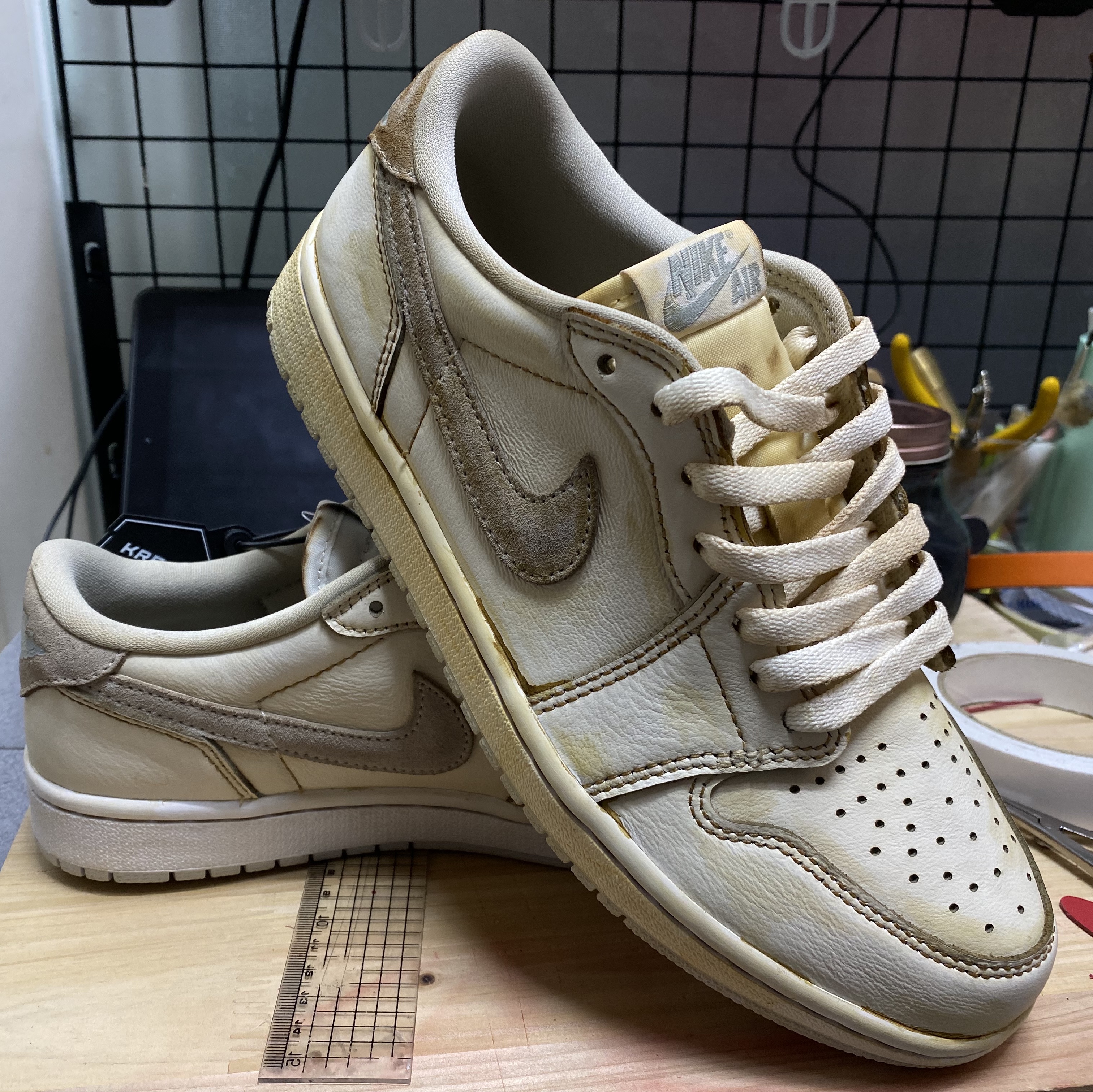 Jordan 1 Low OG Neutral Grey 착용 스타일 - 1