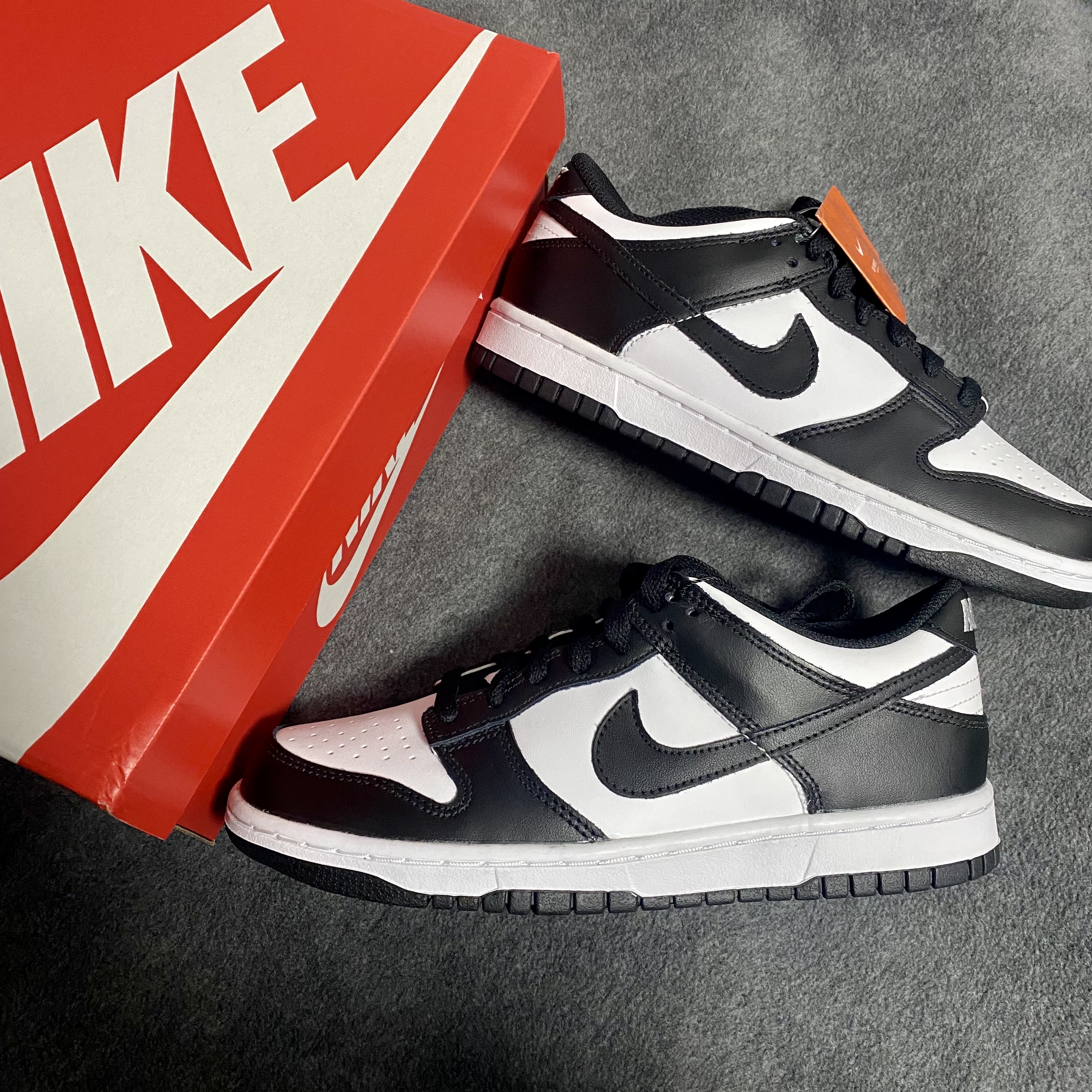 (W) Nike Dunk Low Black 착용 스타일