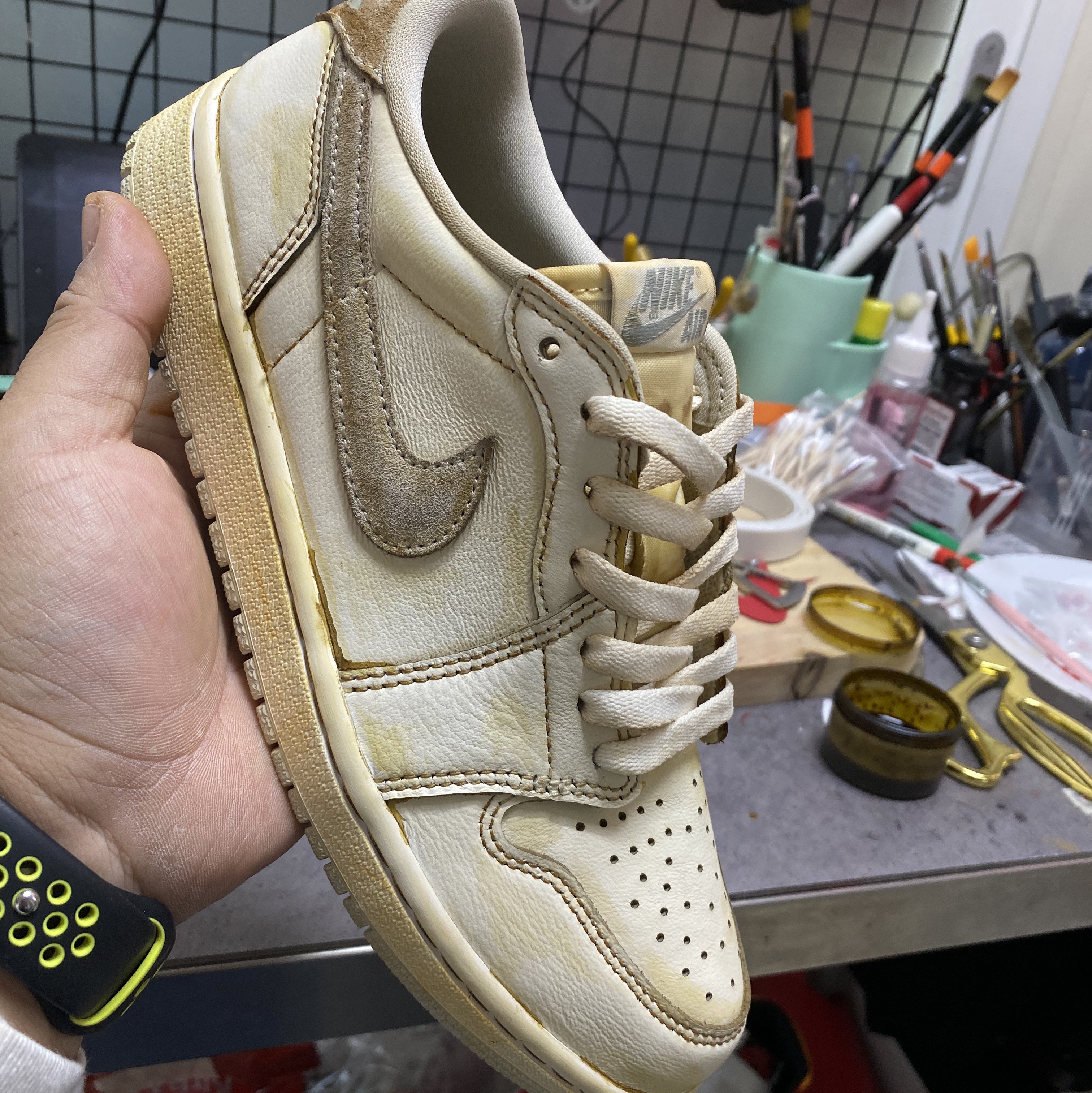 Jordan 1 Low OG Neutral Grey 착용 스타일 - 2