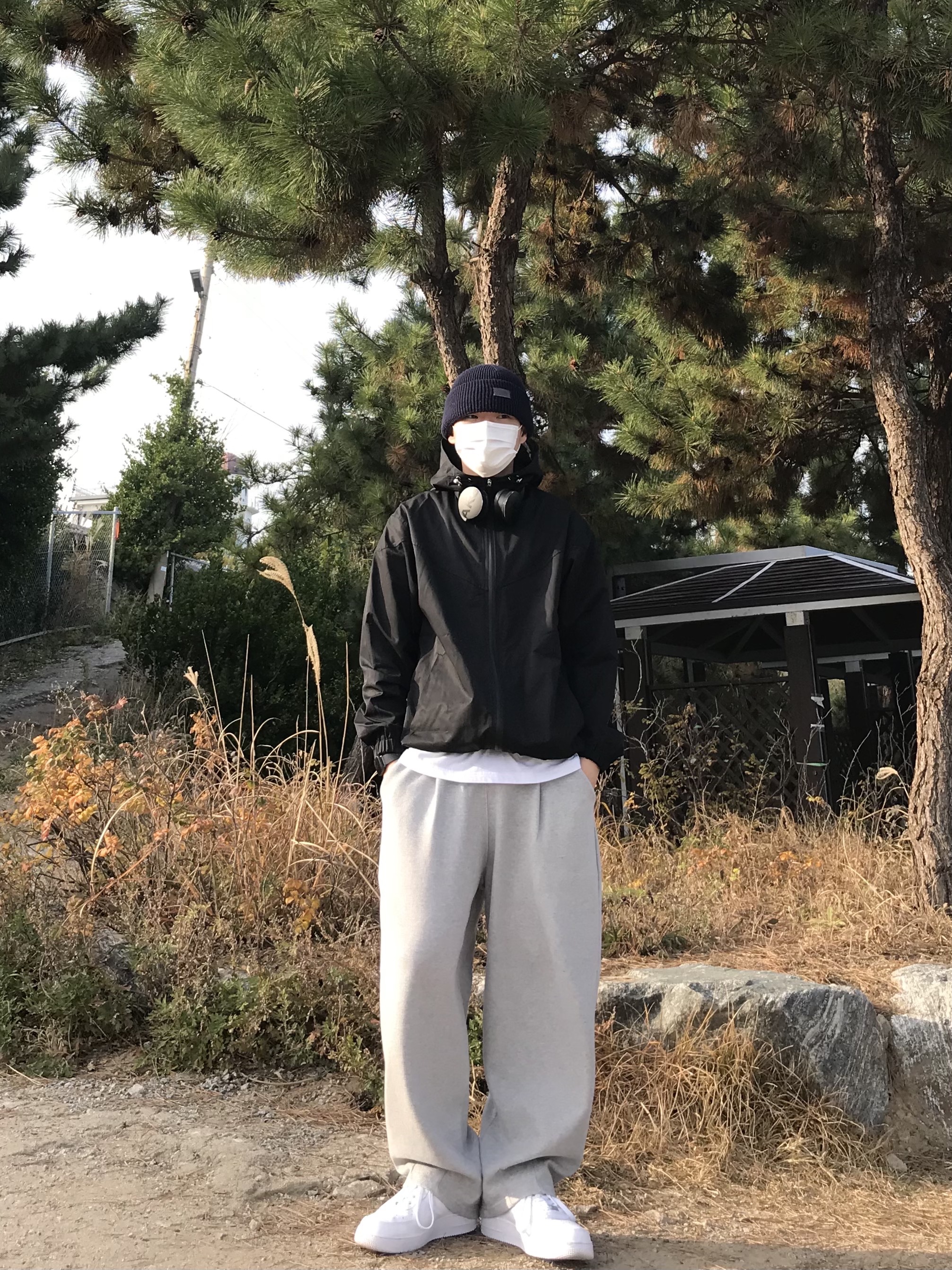 Nike Air Force 1 '07 Low White, (W) Nike Air Force 1 '07 Low White 착용 스타일 - 1