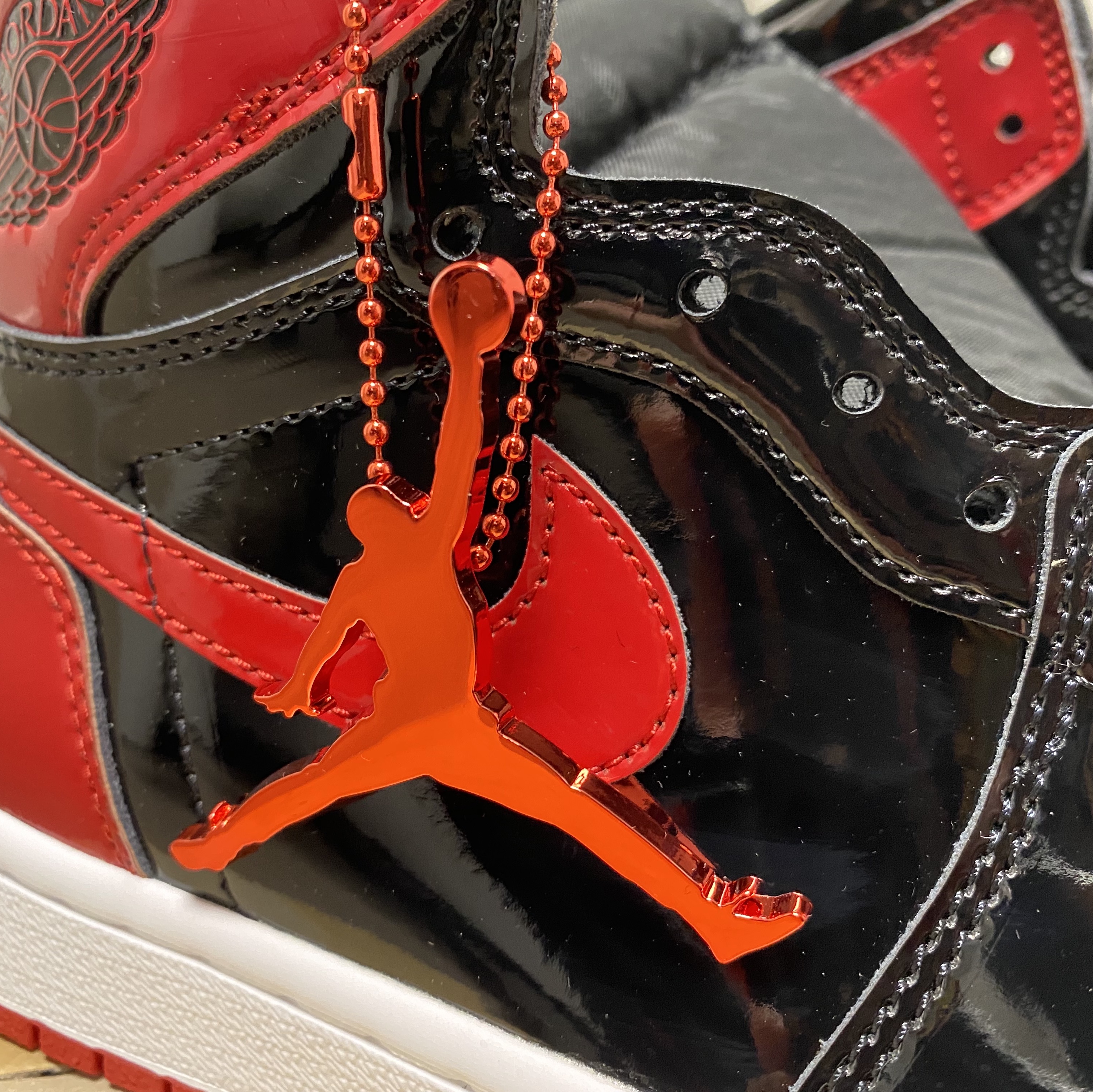 Jordan 1 Retro High OG Patent Bred 착용 스타일 - 3