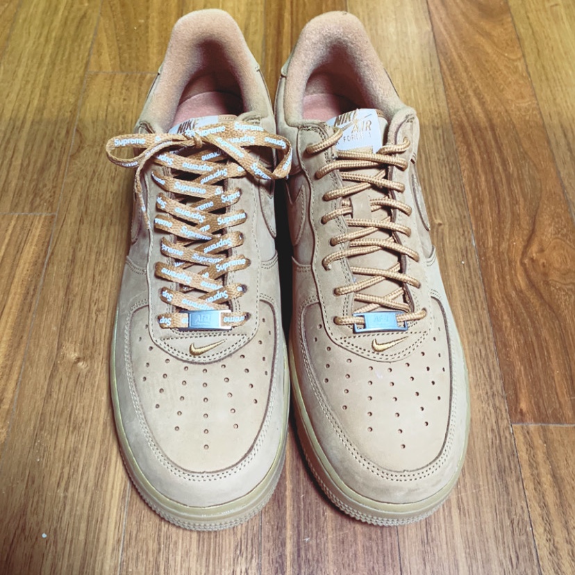 Nike x Supreme Air Force 1 Low Flax, Nike x Supreme Air Force 1 Low White 착용 스타일