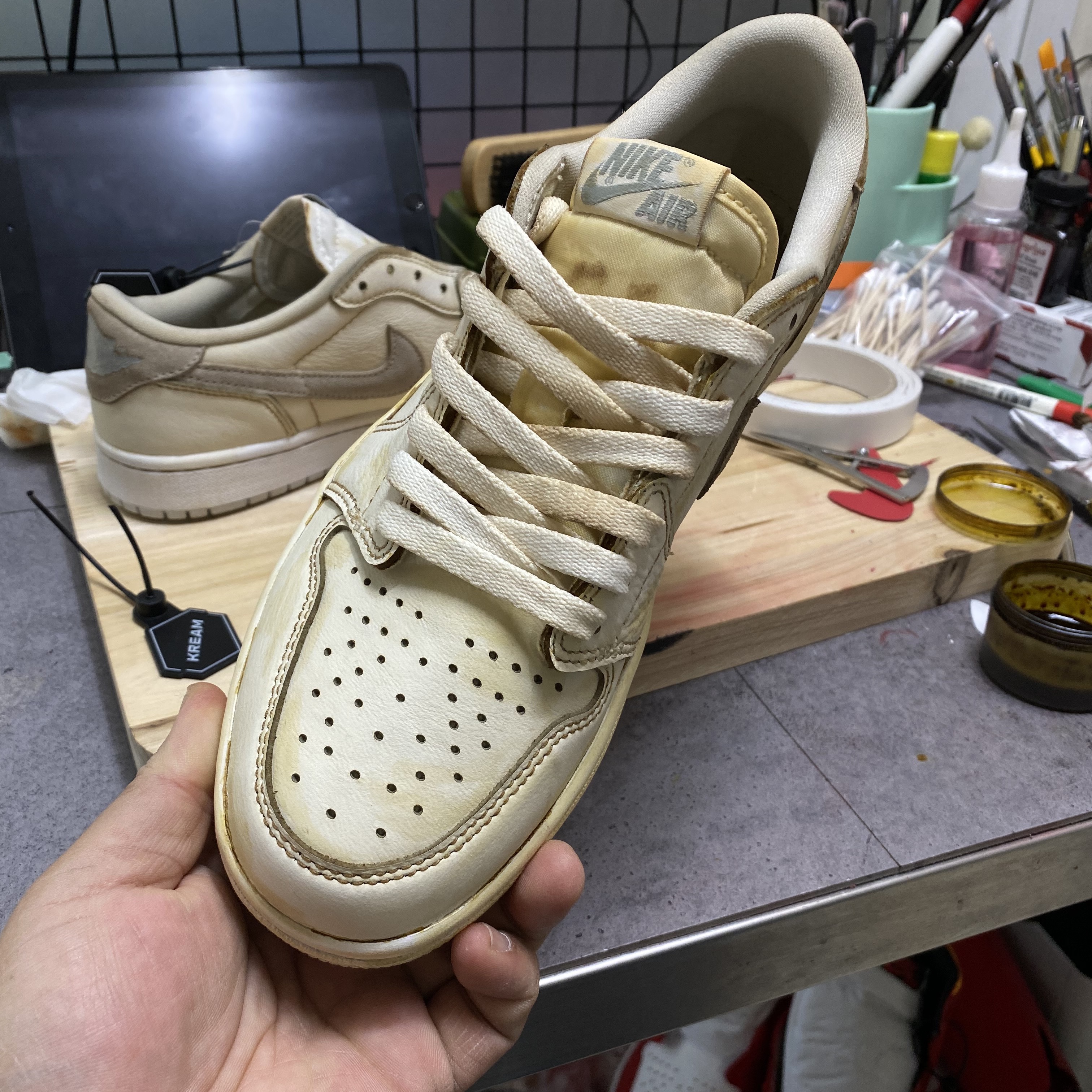 Jordan 1 Low OG Neutral Grey 착용 스타일 - 4