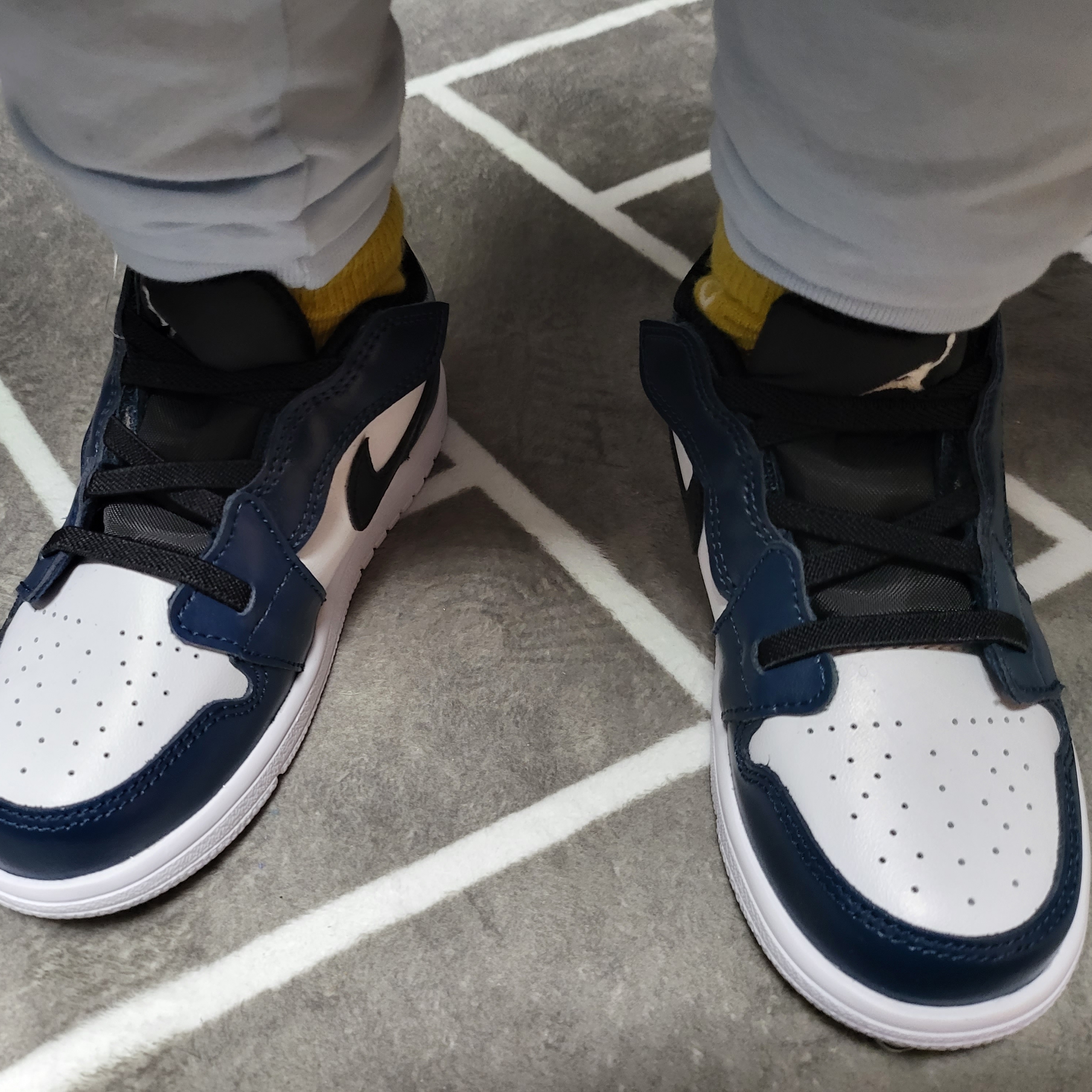 (PS) Jordan 1 Mid Alt Armory Navy, (TD) Jordan 1 Low Alt Armory Navy 착용 스타일 - 3