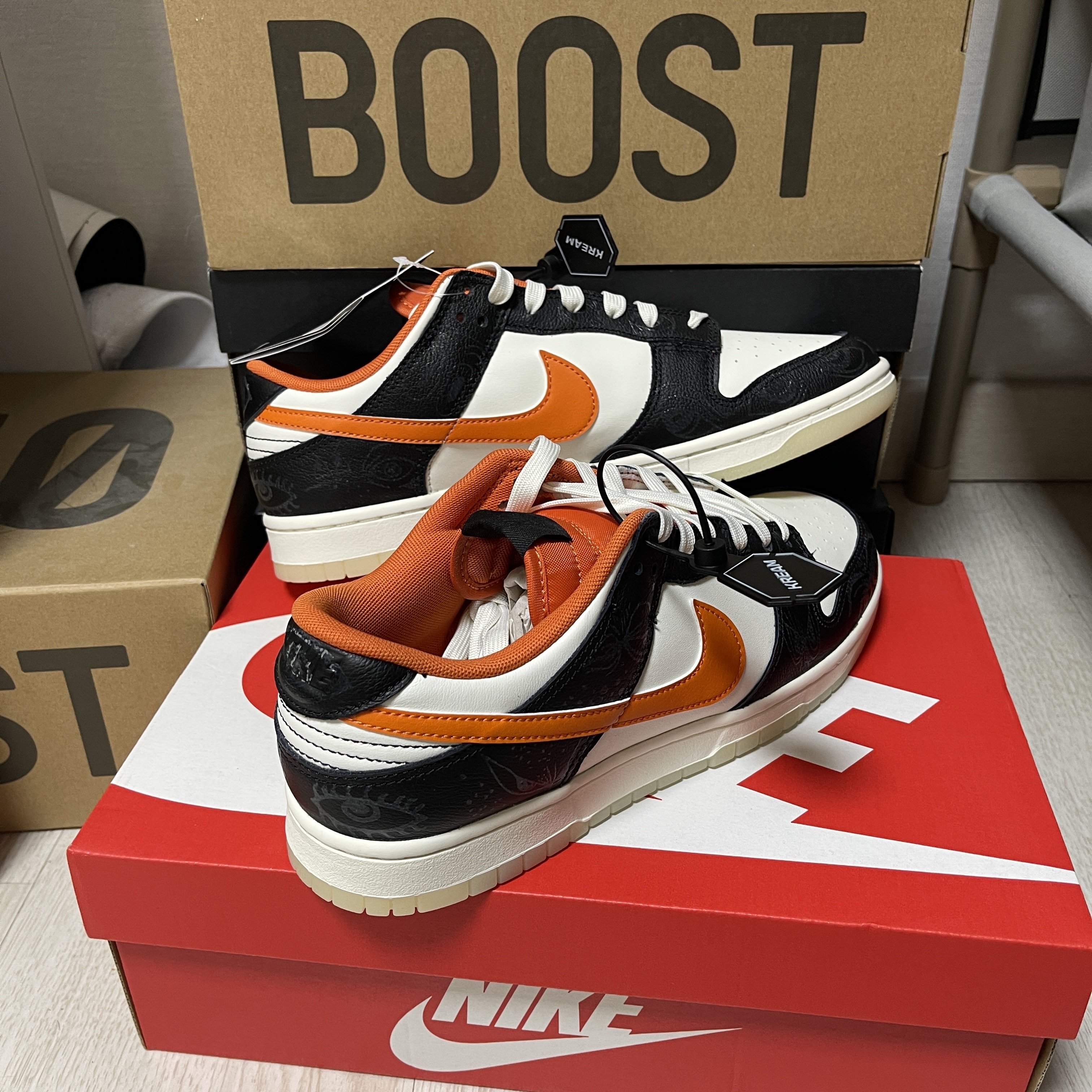 Nike Dunk Low Retro PRM Halloween 착용 스타일 - 2