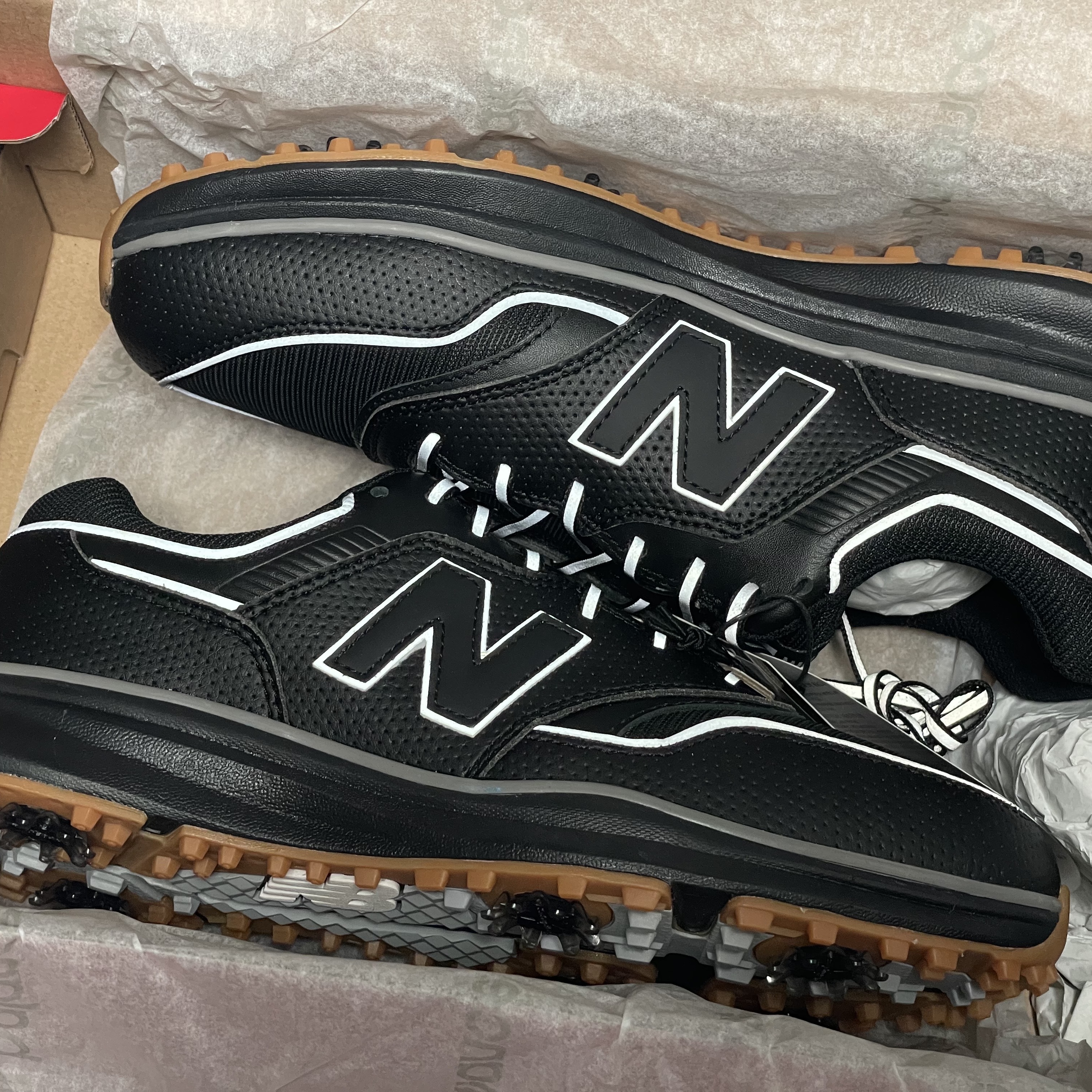 New Balance x Malbon 997 Golf Black (With Korea Limited Shoes Case) 착용 스타일 - 2