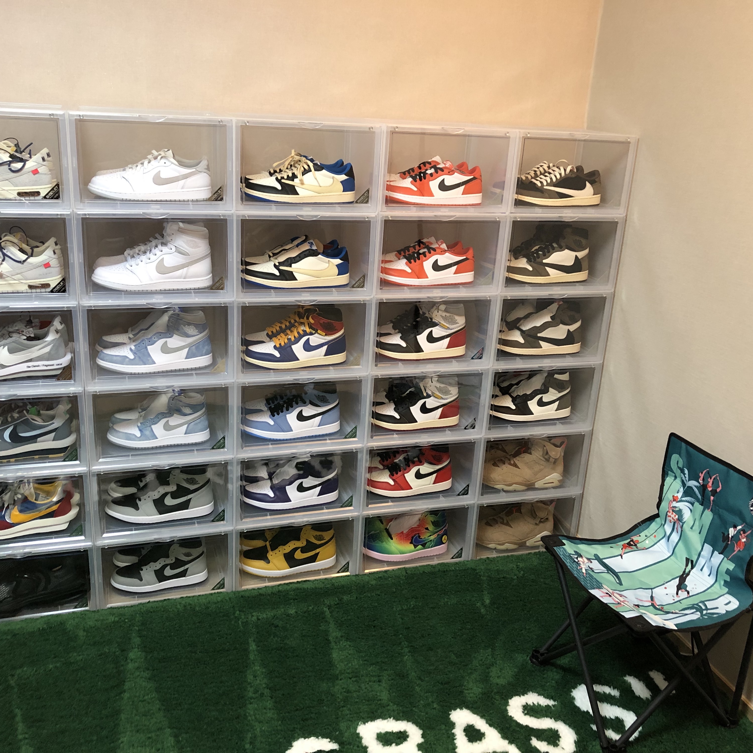 Jordan 1 x Travis Scott x Fragment Retro Low OG SP Military Blue, Jordan 1 x Travis Scott Retro High OG SP Mocha 착용 스타일