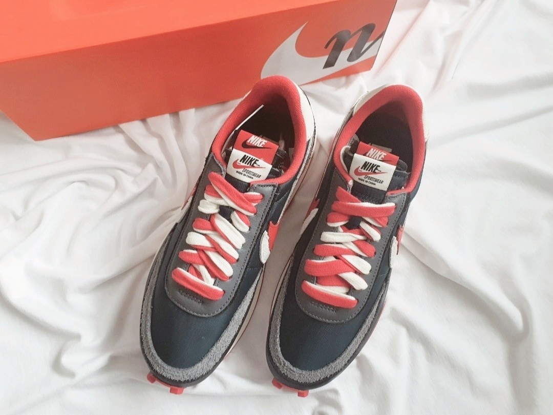 Nike x Sacai x Undercover LDWaffle Midnight Spruce University Red 착용 스타일 - 1
