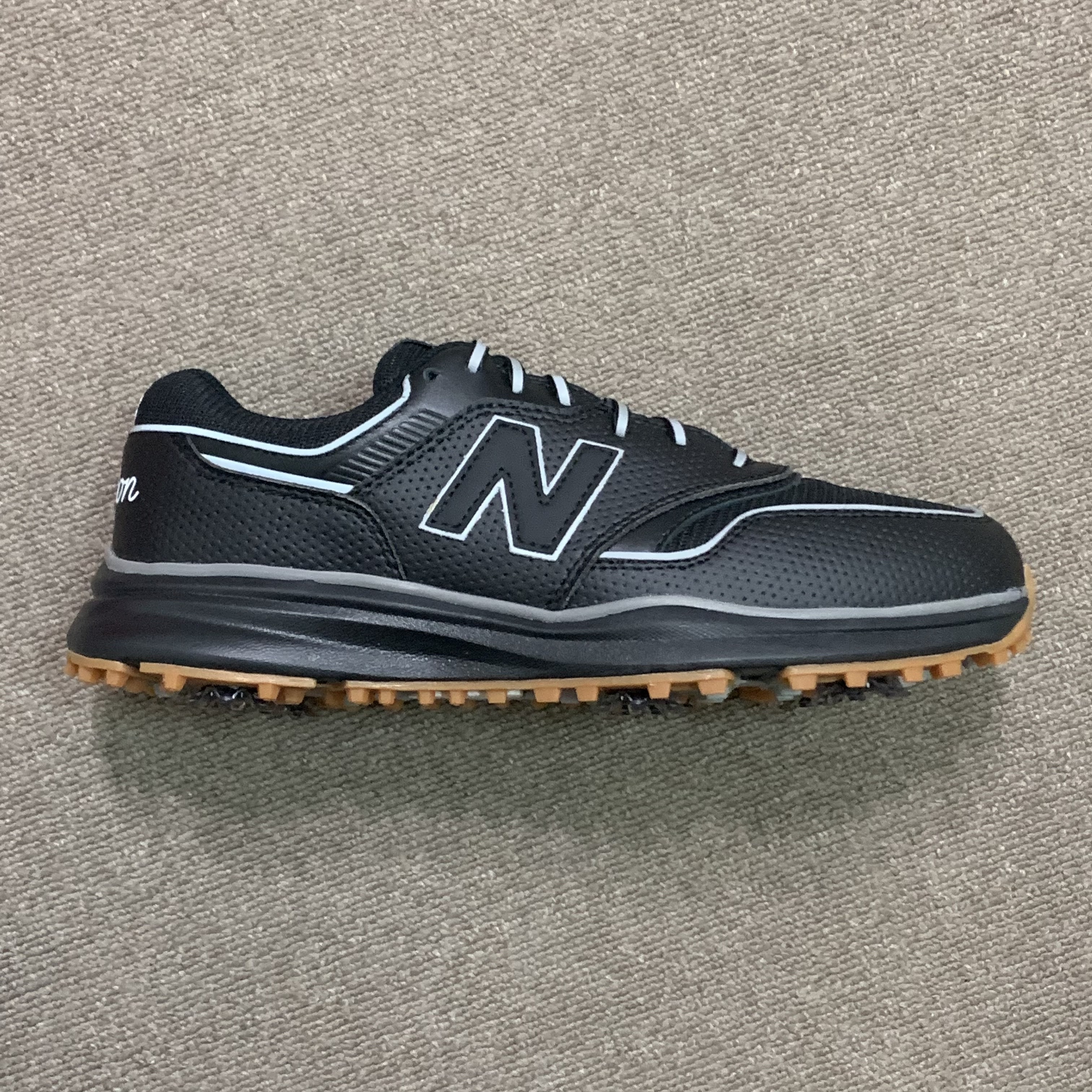 New Balance x Malbon 997 Golf Black (With Korea Limited Shoes Case) 착용 스타일 - 4