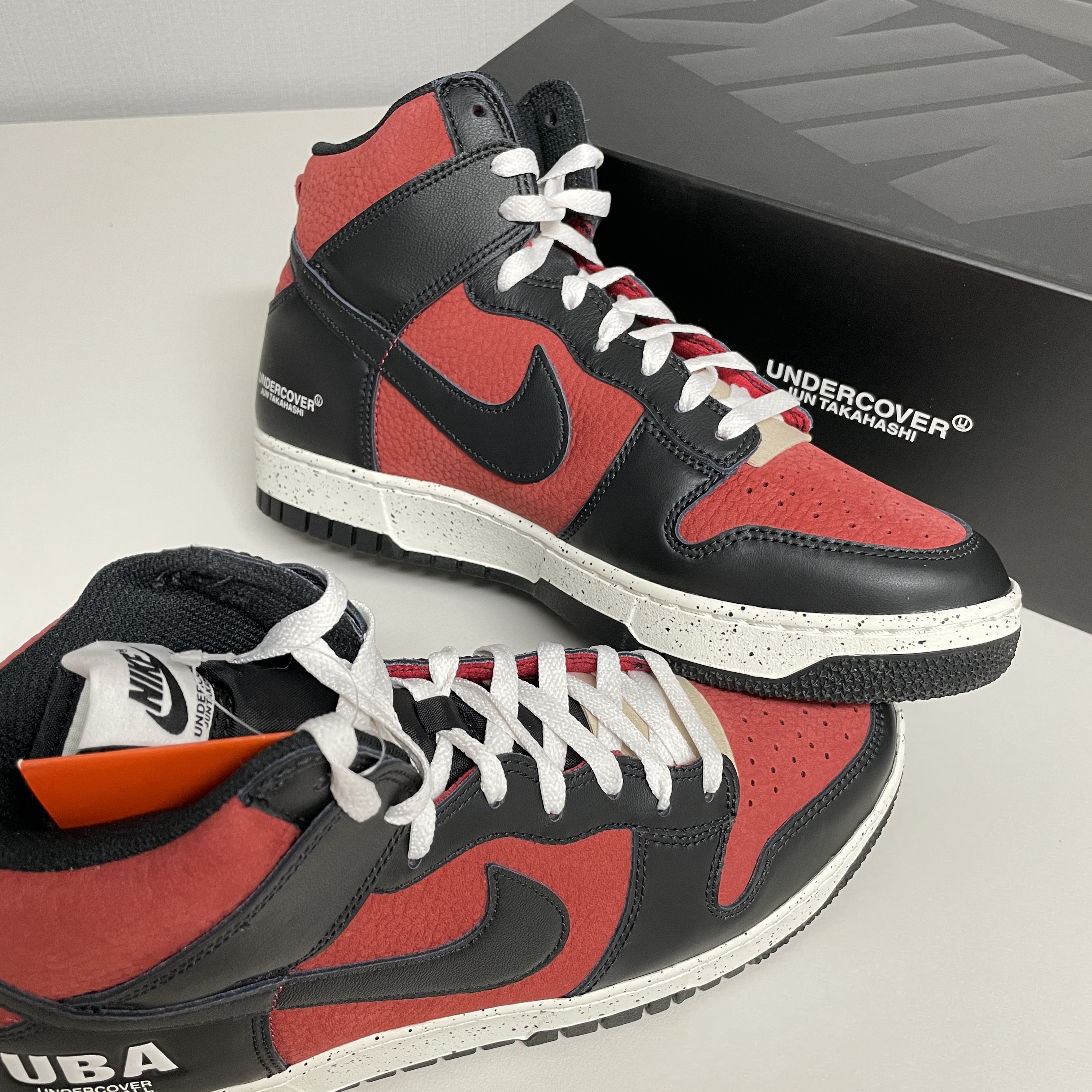 Nike x Undercover Dunk High 1985 Gym Red 착용 스타일