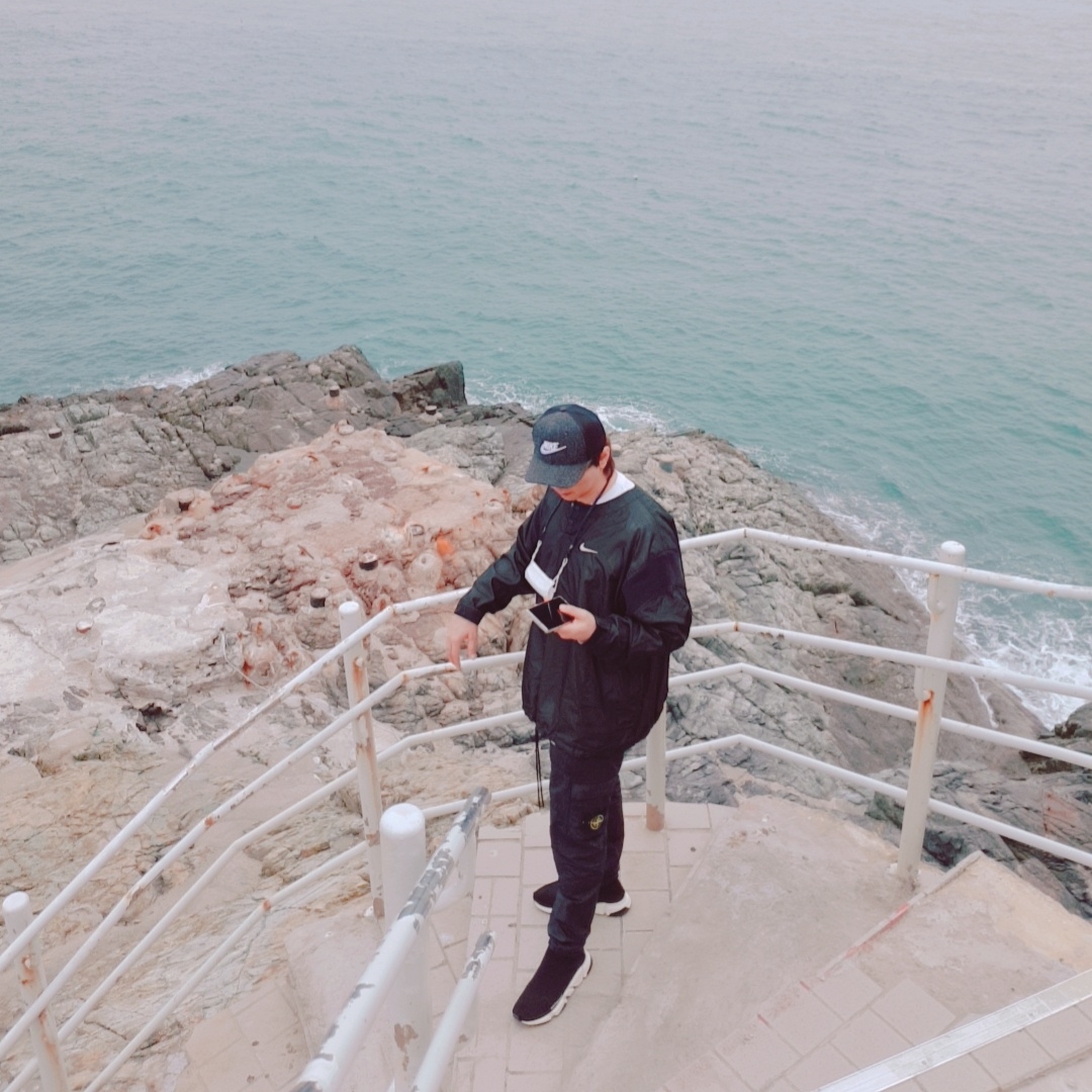 Nike x Fear of God NRG LS Henley Top Black, Stone Island 32029 S.I.PA/PL Seersucker TC Pants Black - 20SS 착용 스타일 - 2
