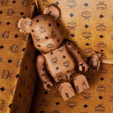 Bearbrick x MCM 100% & 400% Set 착용 스타일 - 1