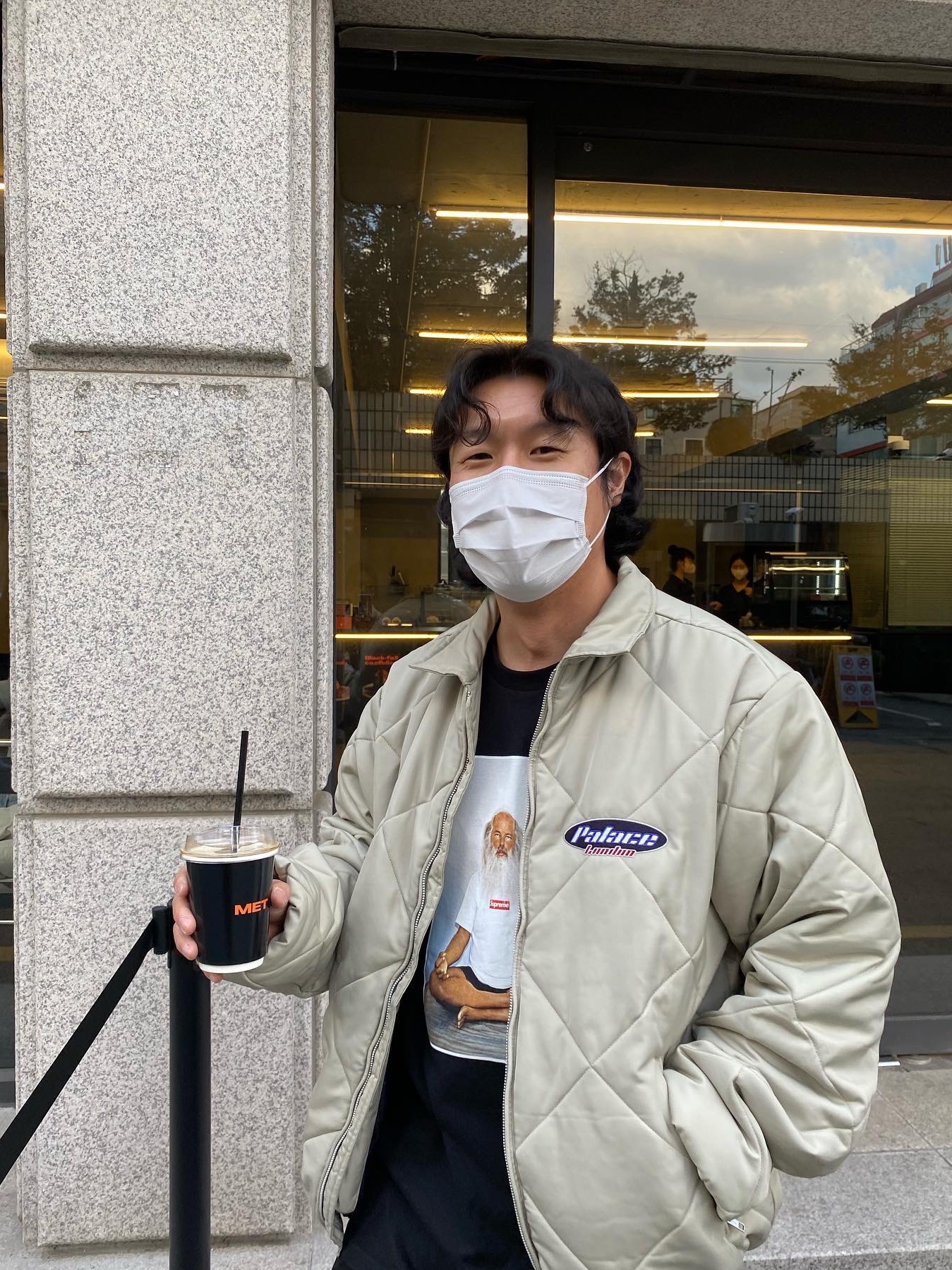 Palace Collared Puffa Stone - 21FW, Supreme Rick Rubin T-Shirt Black - 21FW 착용 스타일 - 4