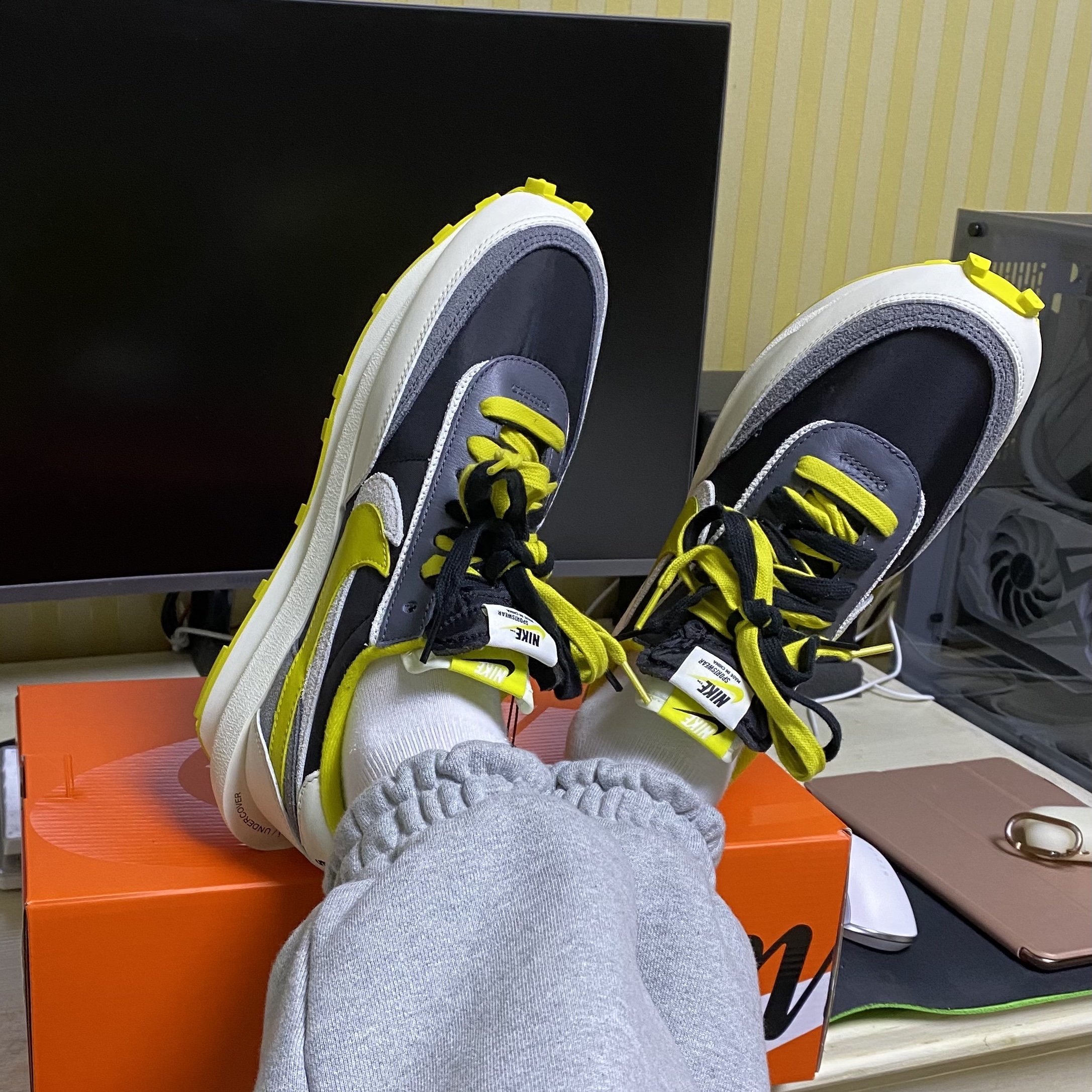 Nike x Sacai x Undercover LDWaffle Black Bright Citron, Nvidia Geforce RTX 3060 Ti FE (Korean Ver.) 착용 스타일