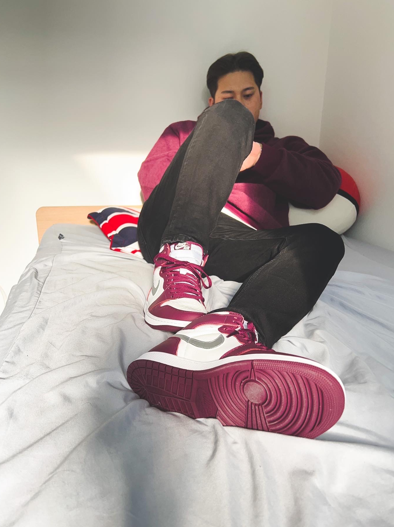 Jordan 1 Retro High OG Bordeaux 착용 스타일