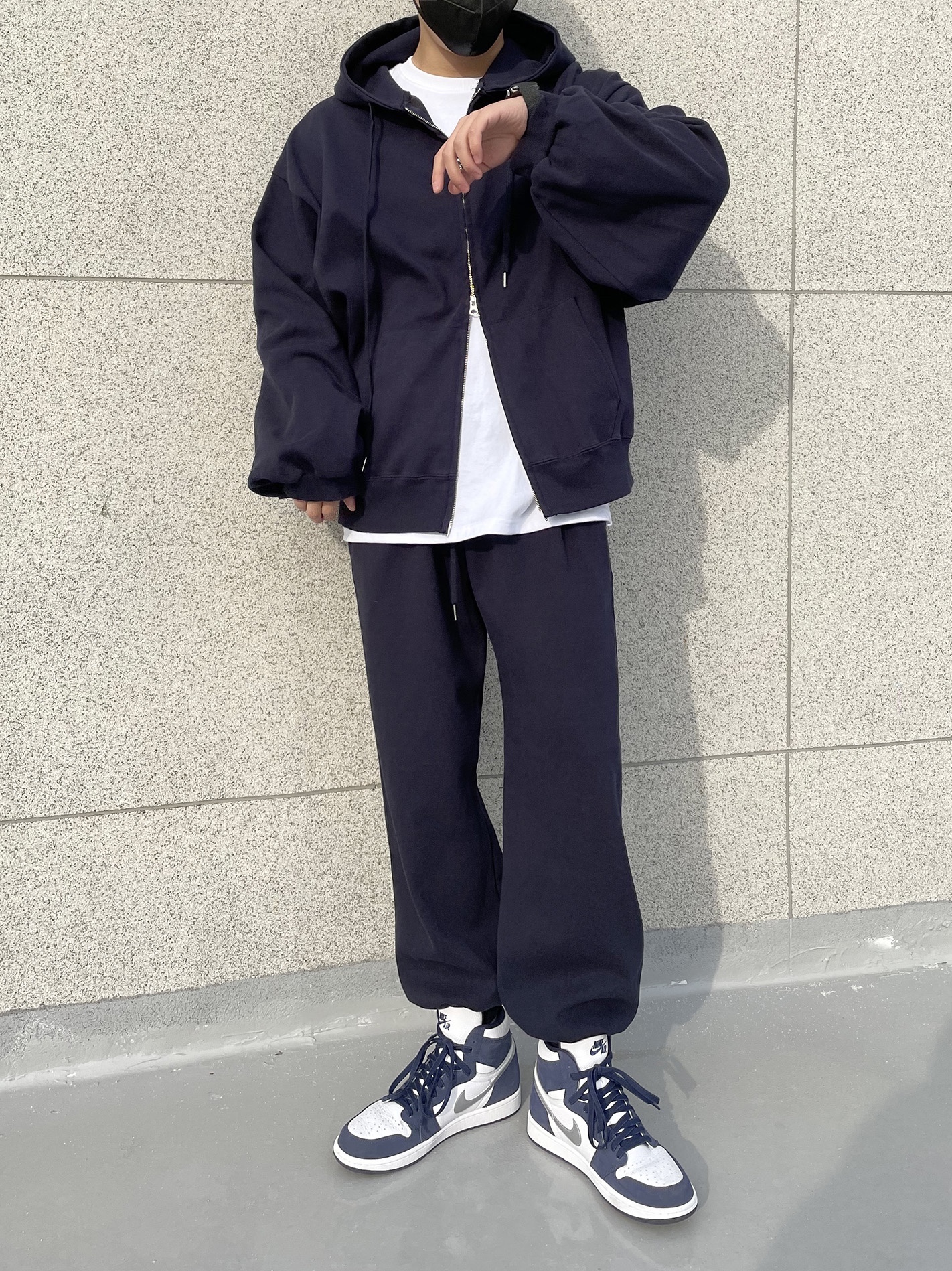 Jordan 1 Retro High OG CO.JP Midnight Navy 착용 스타일