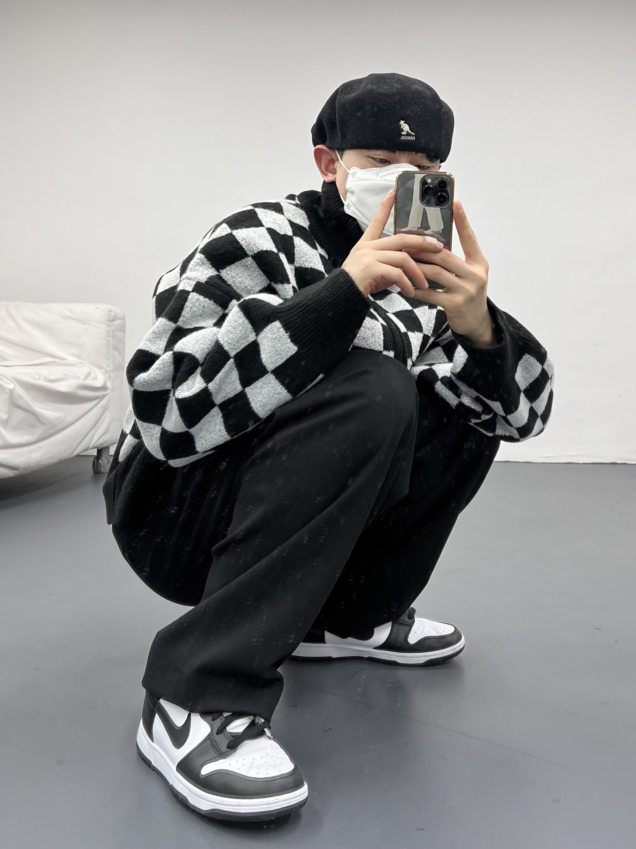 Nike Dunk High Retro Black and White 착용 스타일