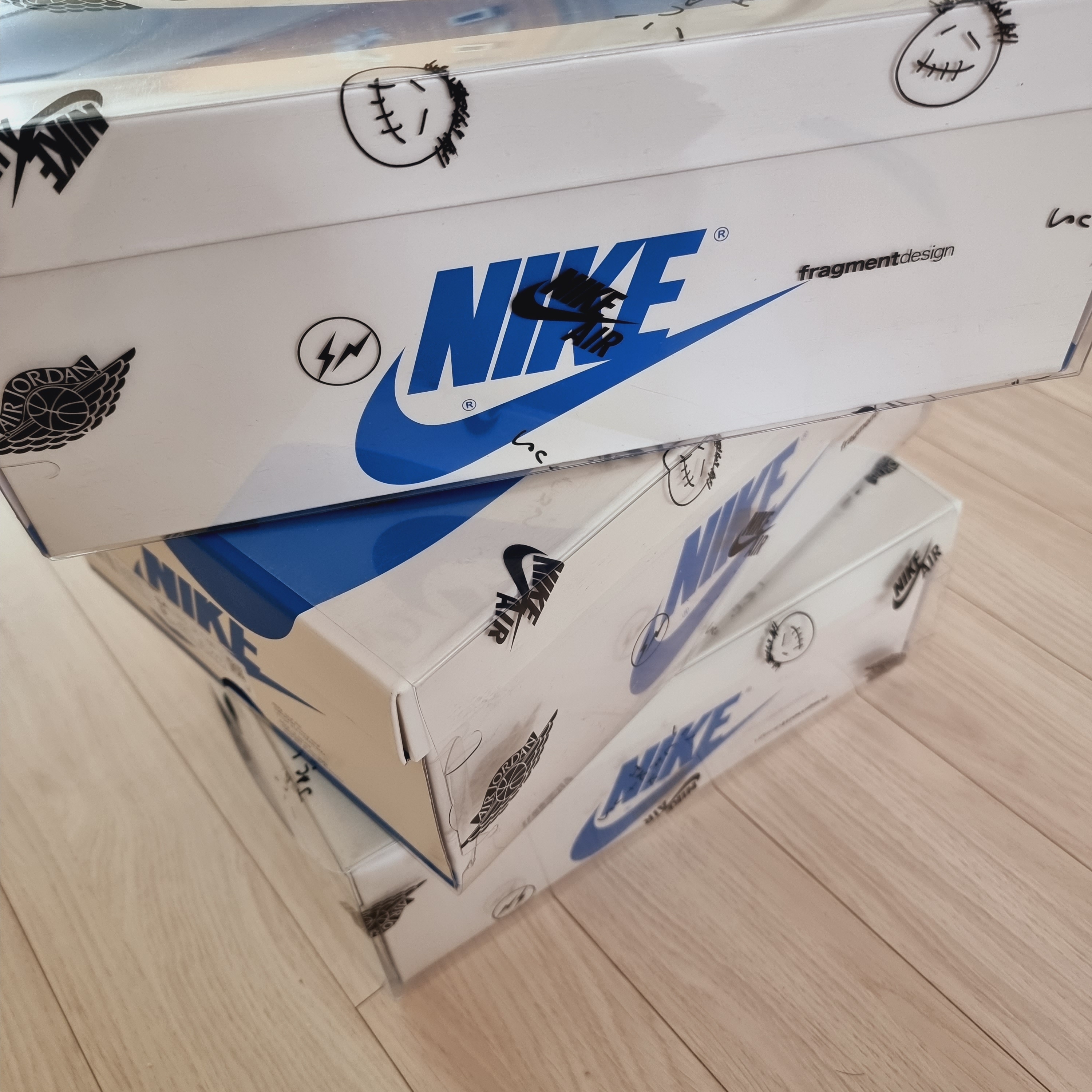 Jordan 1 x Travis Scott x Fragment Retro Low OG SP Military Blue 착용 스타일